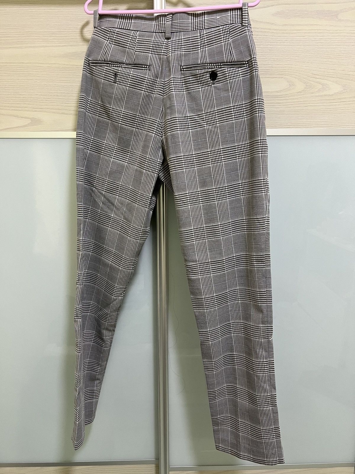 H&M H&M Checkered Pants Size US 28 / EU 44 - 2 Thumbnail
