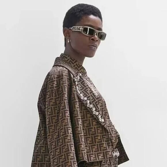 Fendi Fendi FE40120I 45E Sunglasses Shiny Brown Oval Frame, Brown Size ONE SIZE - 3 Thumbnail