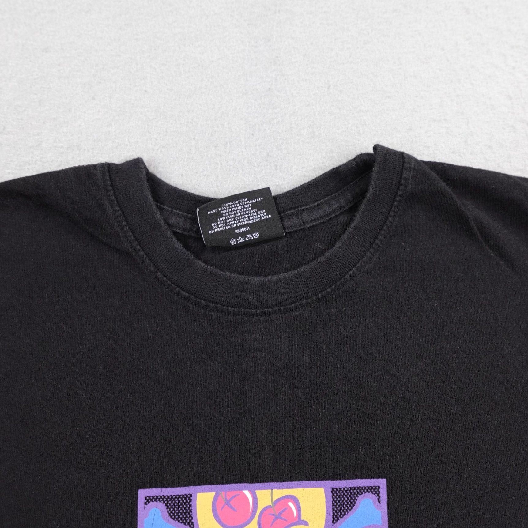 Vintage ICECREAM Shirt Men Small Black Japanese Anime Graphic BBC Skater Short Sleeve Graphic Print Crew Neck Cotton T-Shirt Mens Size US S / EU 44-46 / 1 - 3 Thumbnail