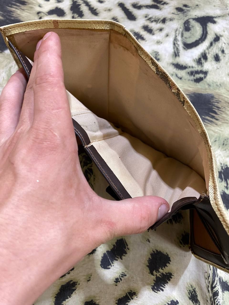 Burberry Vintage Burberry Nova Check Leather Wallet Size ONE SIZE - 14 Thumbnail
