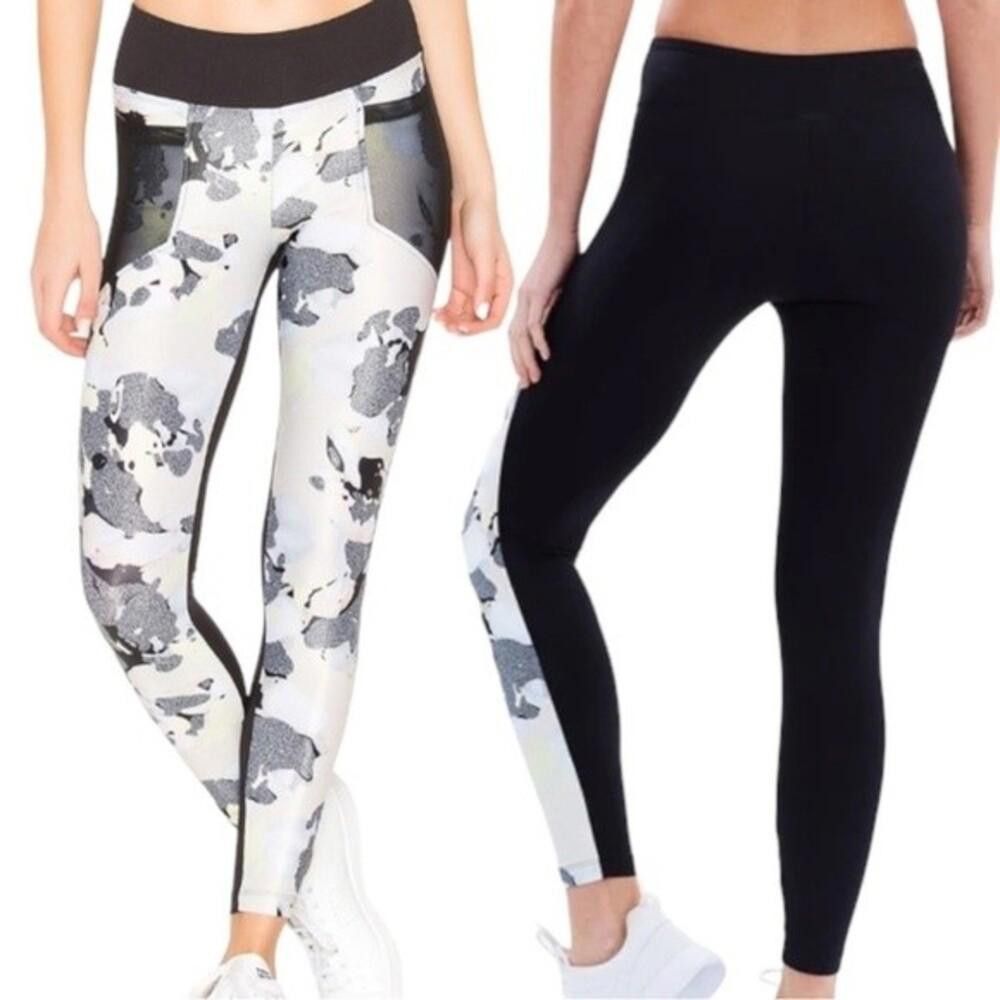 Revolve Koral Magnify Legging in Bloom & Black S