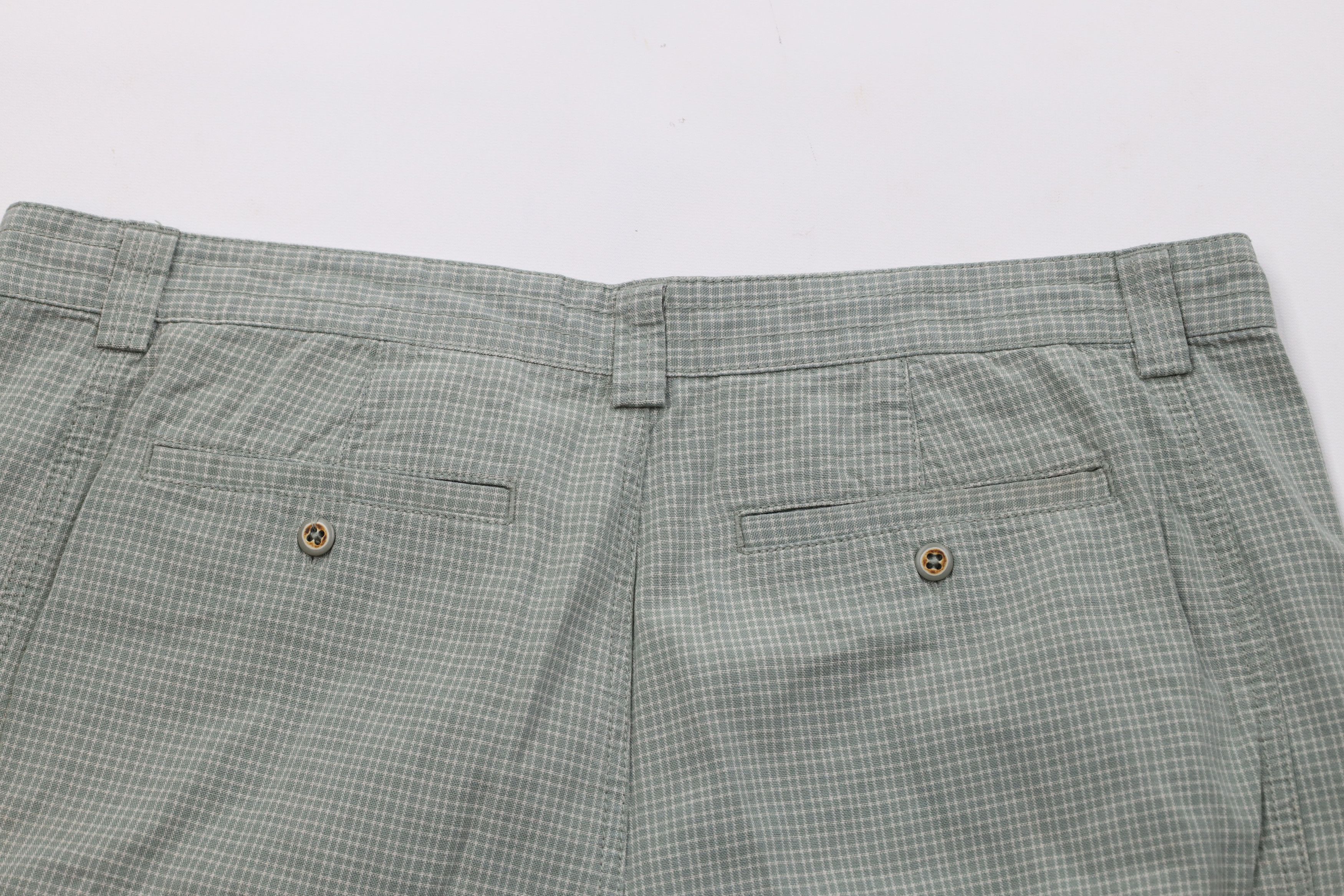 Tommy Bahama Vintage Tommy Bahama Relax Fit Cargo Shorts Green Plaid Size US 38 / EU 54 - 11 Thumbnail