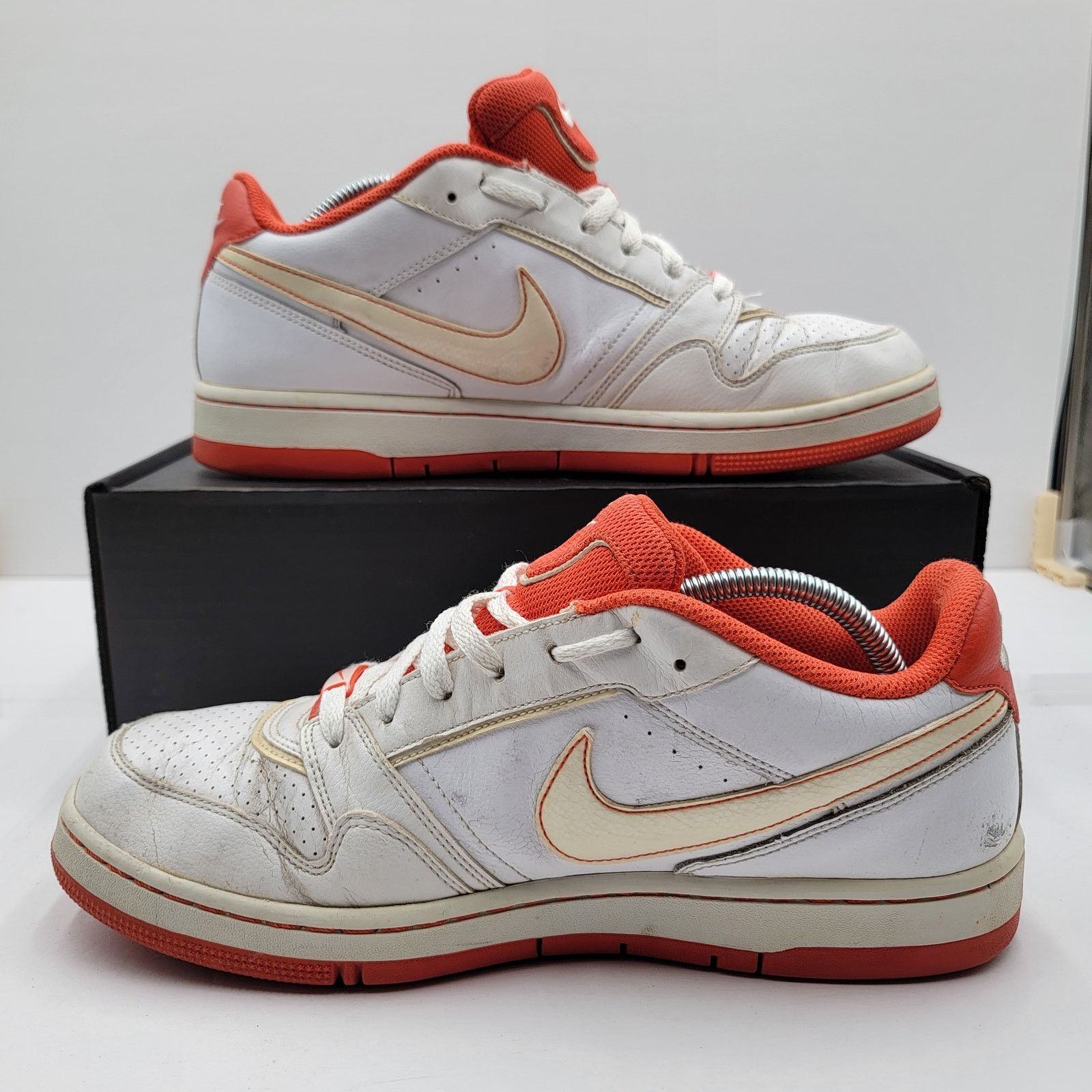 Nike Nike Aire Prestige III Mens Sneakers Wht/Orange Sz 11 386114 Size US 11 / EU 44 - 2 Thumbnail