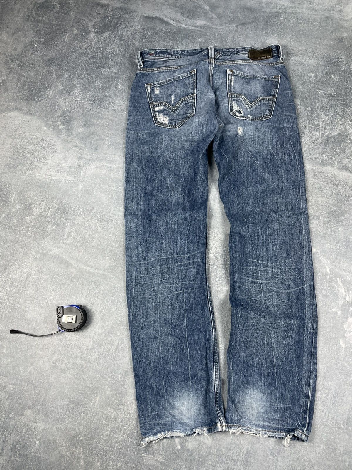 Diesel Crazy Diesel Larkee patch distressed baggy jeans Size US 32 / EU 48 - 4 Thumbnail