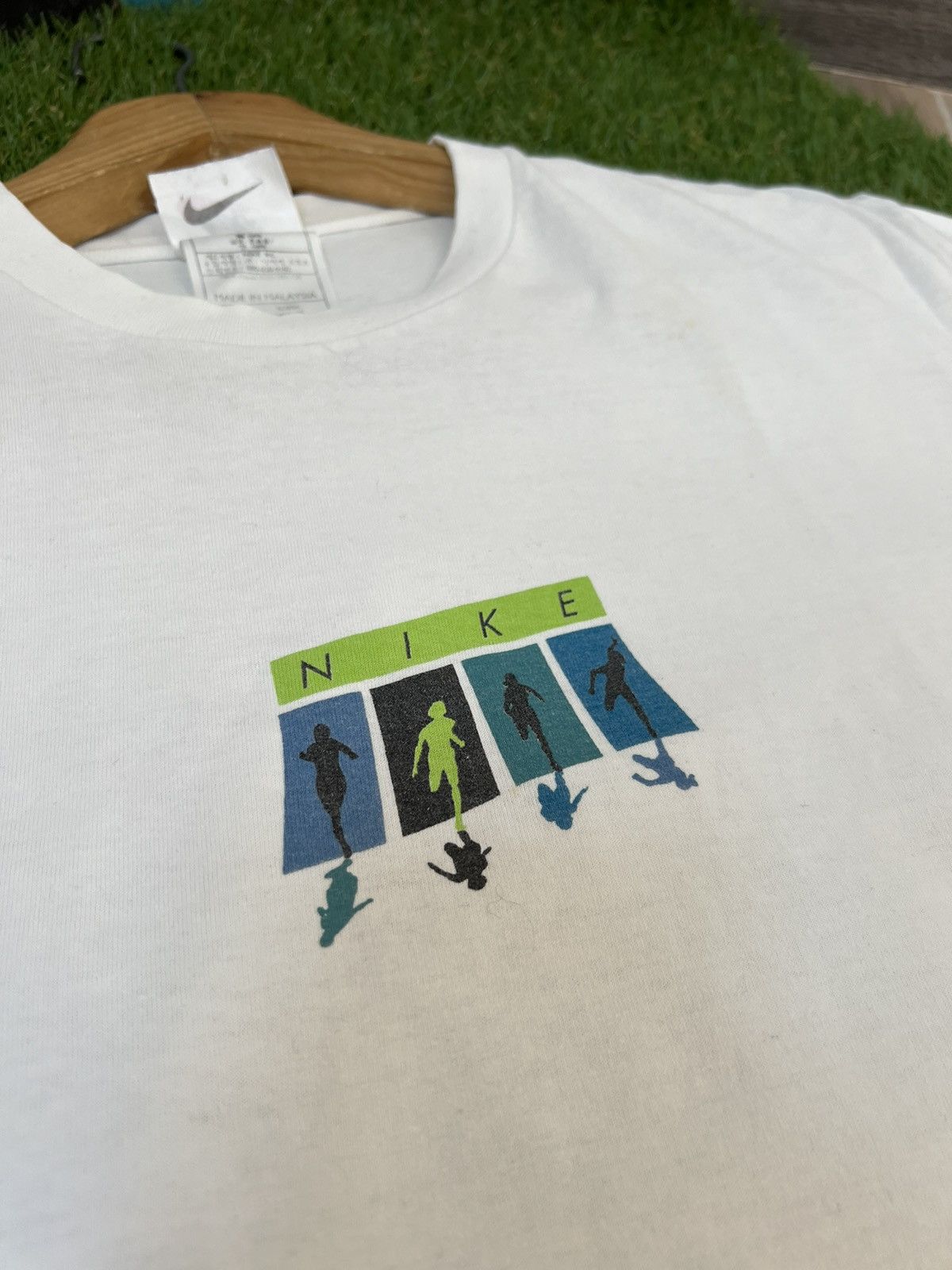 Nike × Vintage Vintage 90s Nike Basketball Big Swoosh Surreal Art T Shirt Size US L / EU 52-54 / 3 - 3 Thumbnail