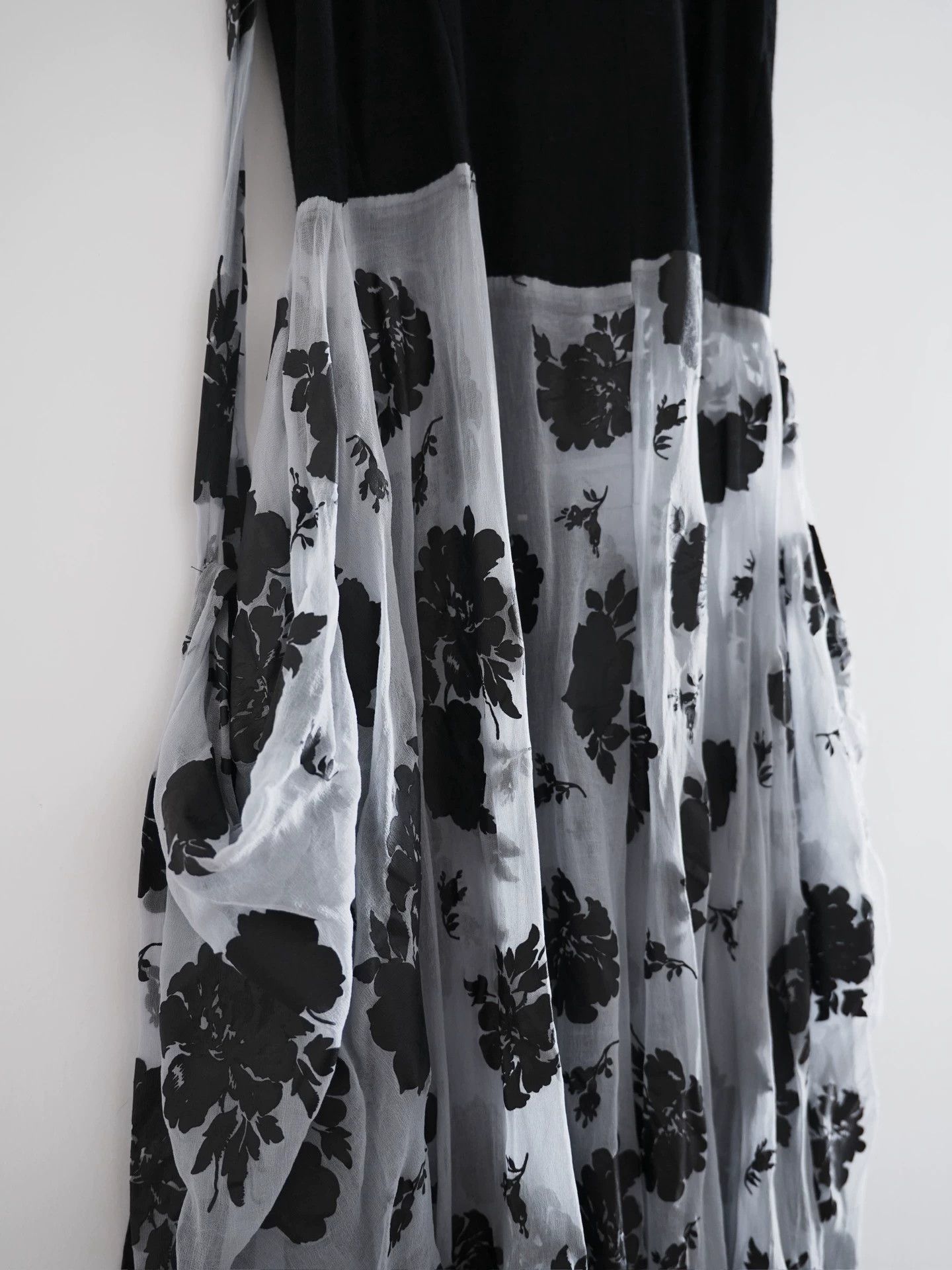 Comme des Garcons Comme des Garçons 1995 Rose Tulle Wool Dress Size F Size S / US 4 / IT 40 - 8 Thumbnail