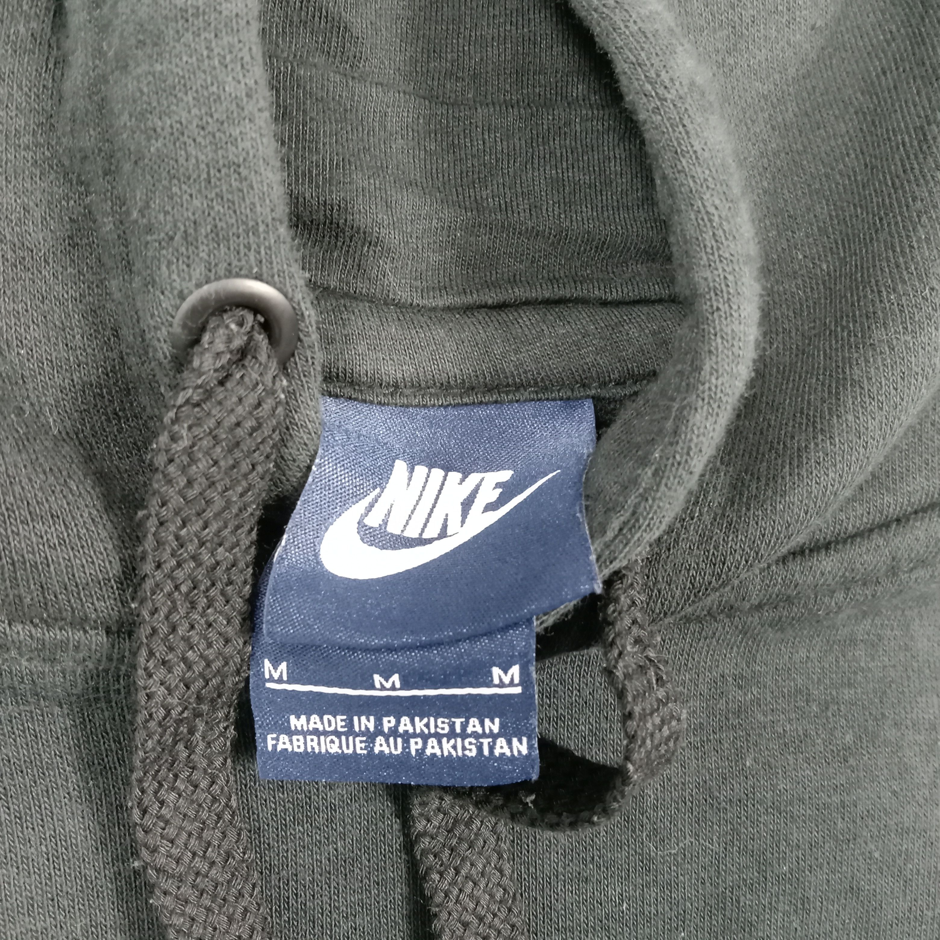 Nike Nike Hoodie Black Embroidery Swoosh Pullover Hoodies C278N21 Size US L / EU 52-54 / 3 - 3 Thumbnail