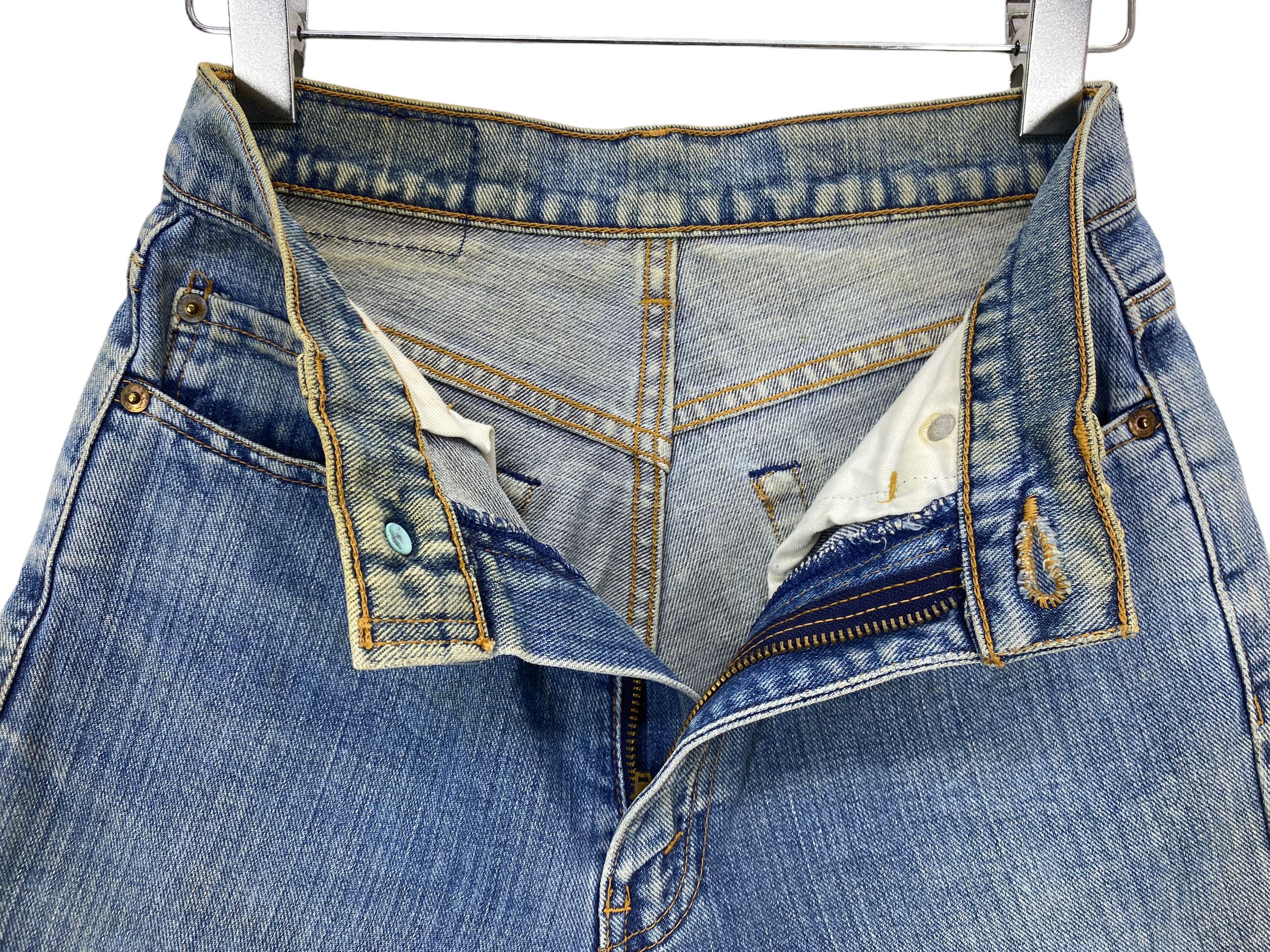 Levi's × Vintage Vintage 90s Levi's 511 Light Wash Denim Jeans - Tapered Fit Size 26" / US 2 / IT 38 - 5 Thumbnail