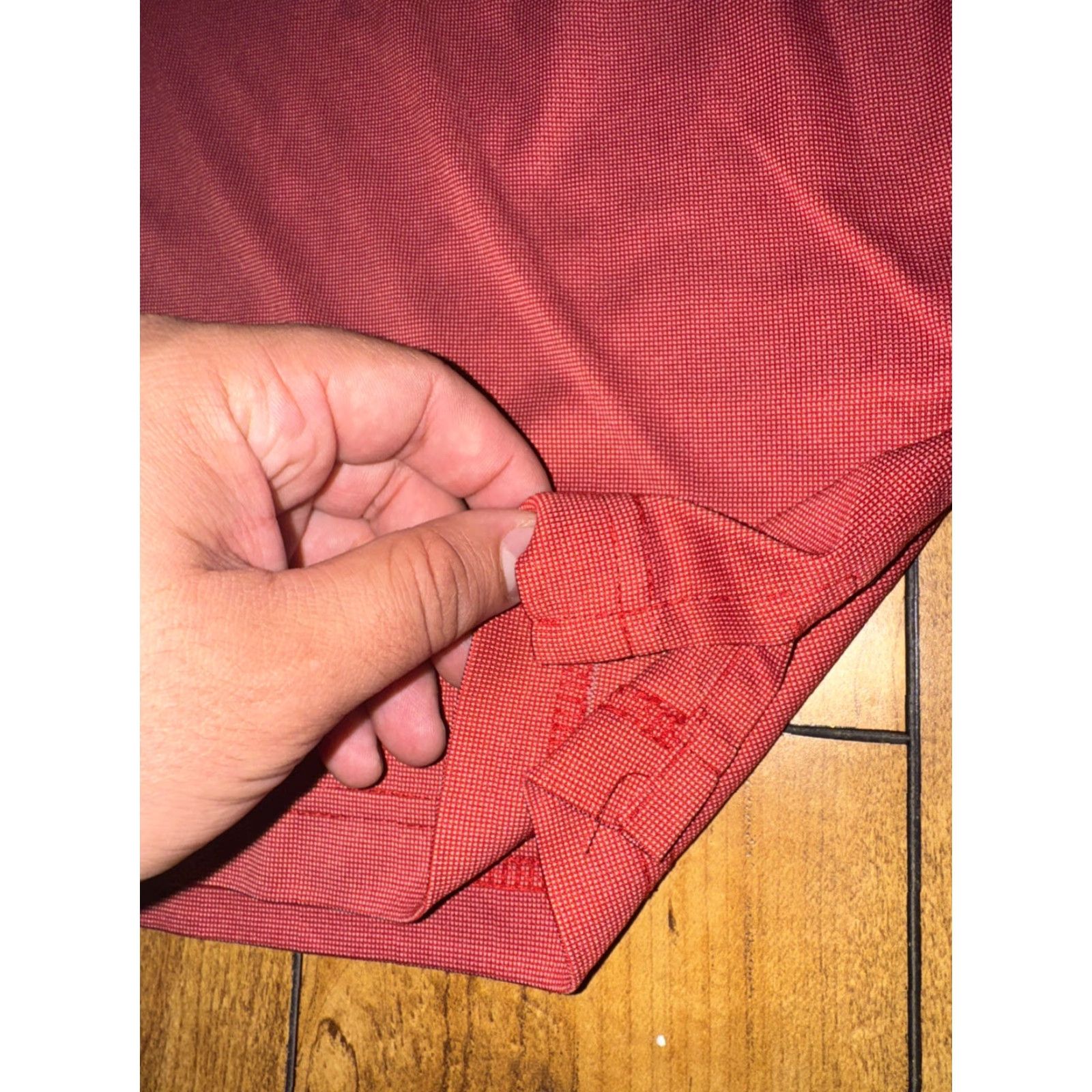 Vintage Greg Norman ML75 Polo Shirt Men’s Large Red Micro-check Golf Stretch 23x29 Size US L / EU 52-54 / 3 - 5 Thumbnail