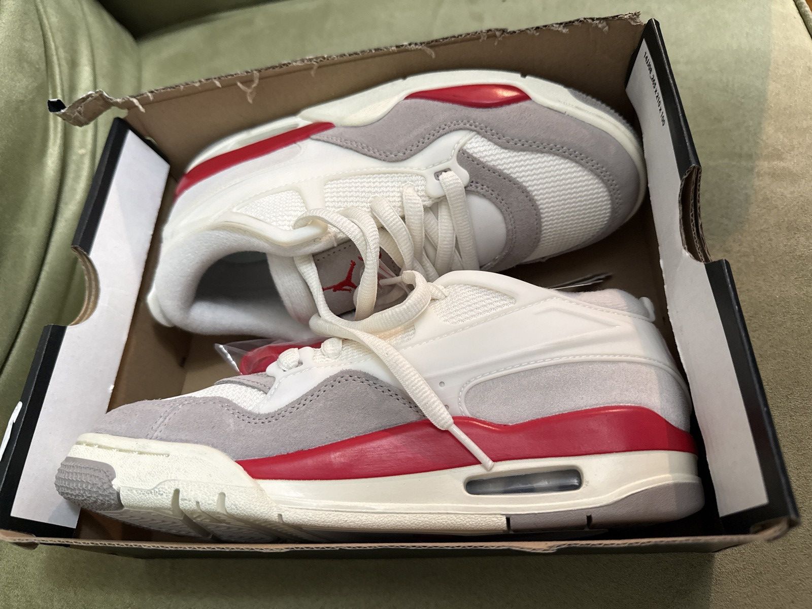 Jordan Brand Nike Air Jordan 4 RM (GS) sail/white/fire red/grey 5y/6.5w Size US 6.5 / IT 36.5 - 4 Thumbnail