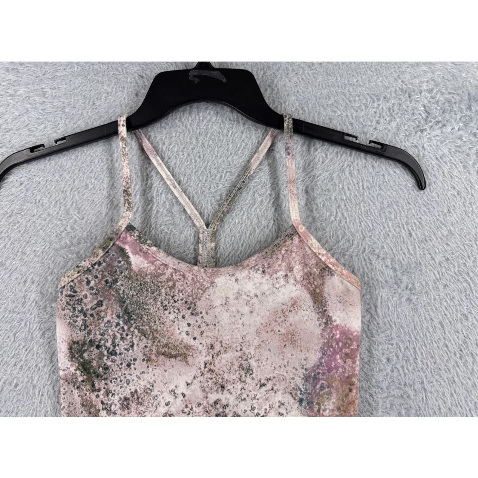 Lululemon Lululemon Shirt Women 2 Pink Power Y Tank Luon Sugar Crush Multi Yoga Gym W1J64S Size XS / US 0-2 / IT 36-38 - 4 Thumbnail