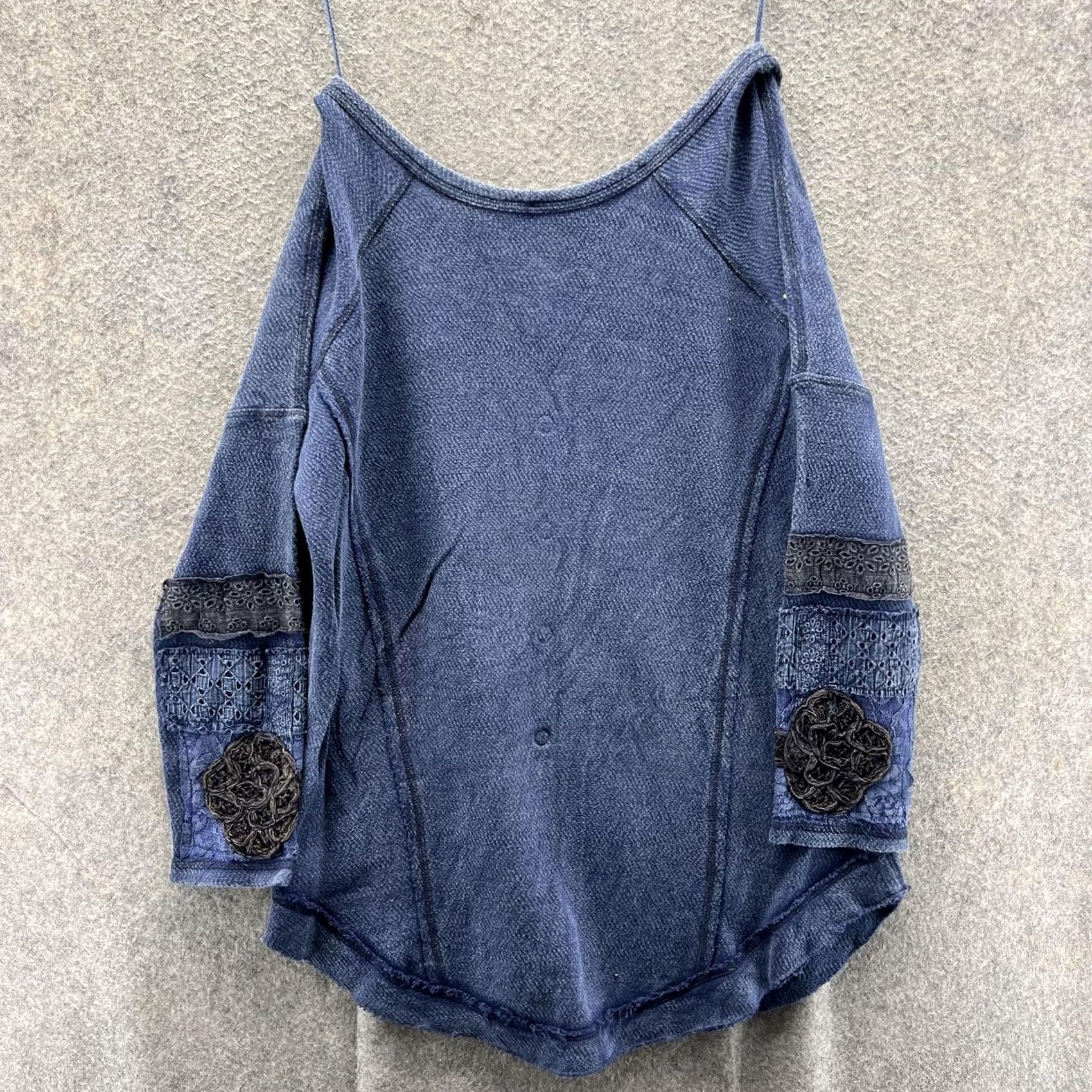 Free People Free People Shirt Womens Medium Blue Crochet Lace 3/4 Sleeve Scoop Neck Top Size M / US 6-8 / IT 42-44 - 6 Thumbnail