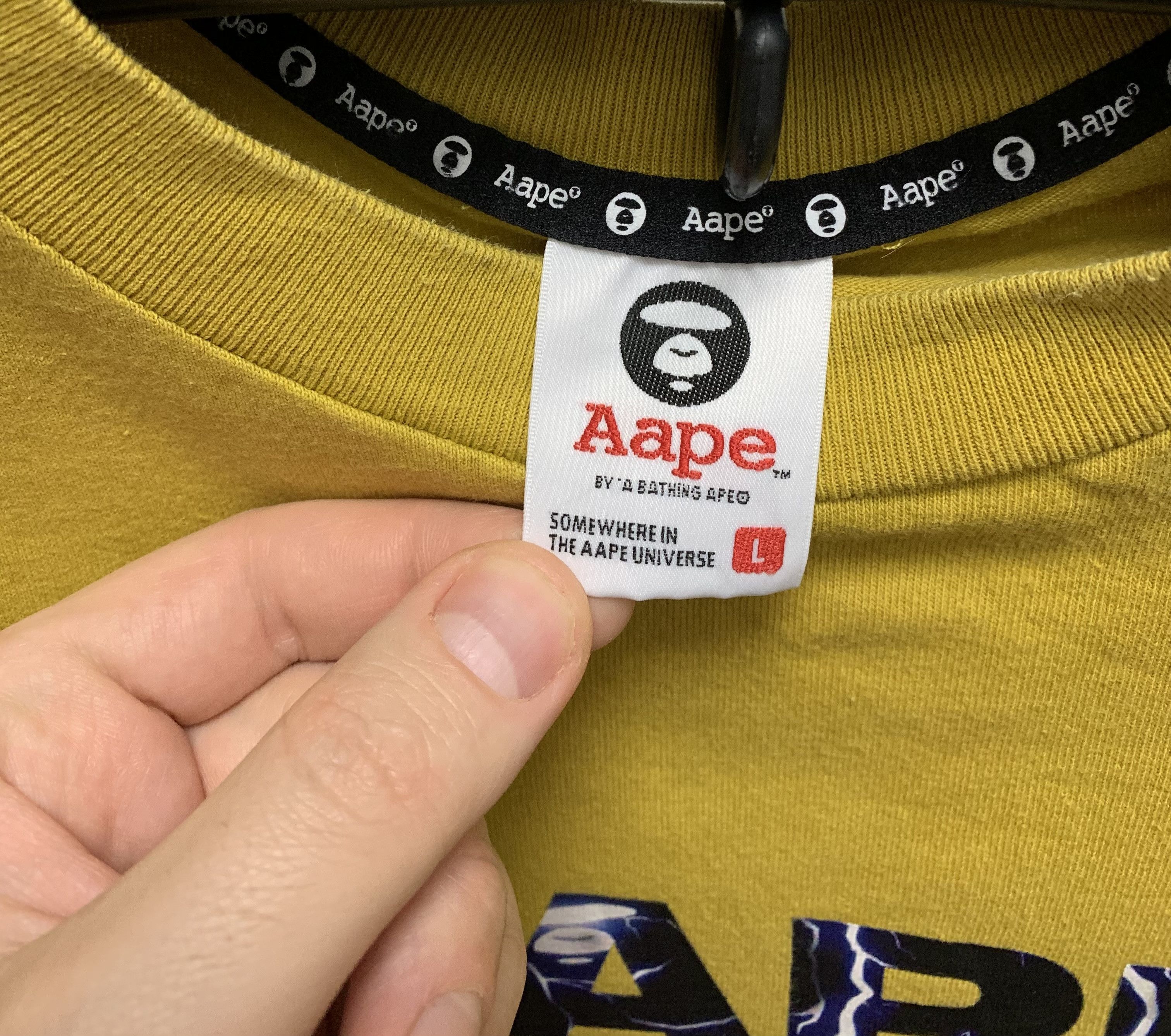 Aape Aape Now Tee yellow t-shirt Size US L / EU 52-54 / 3 - 8 Thumbnail