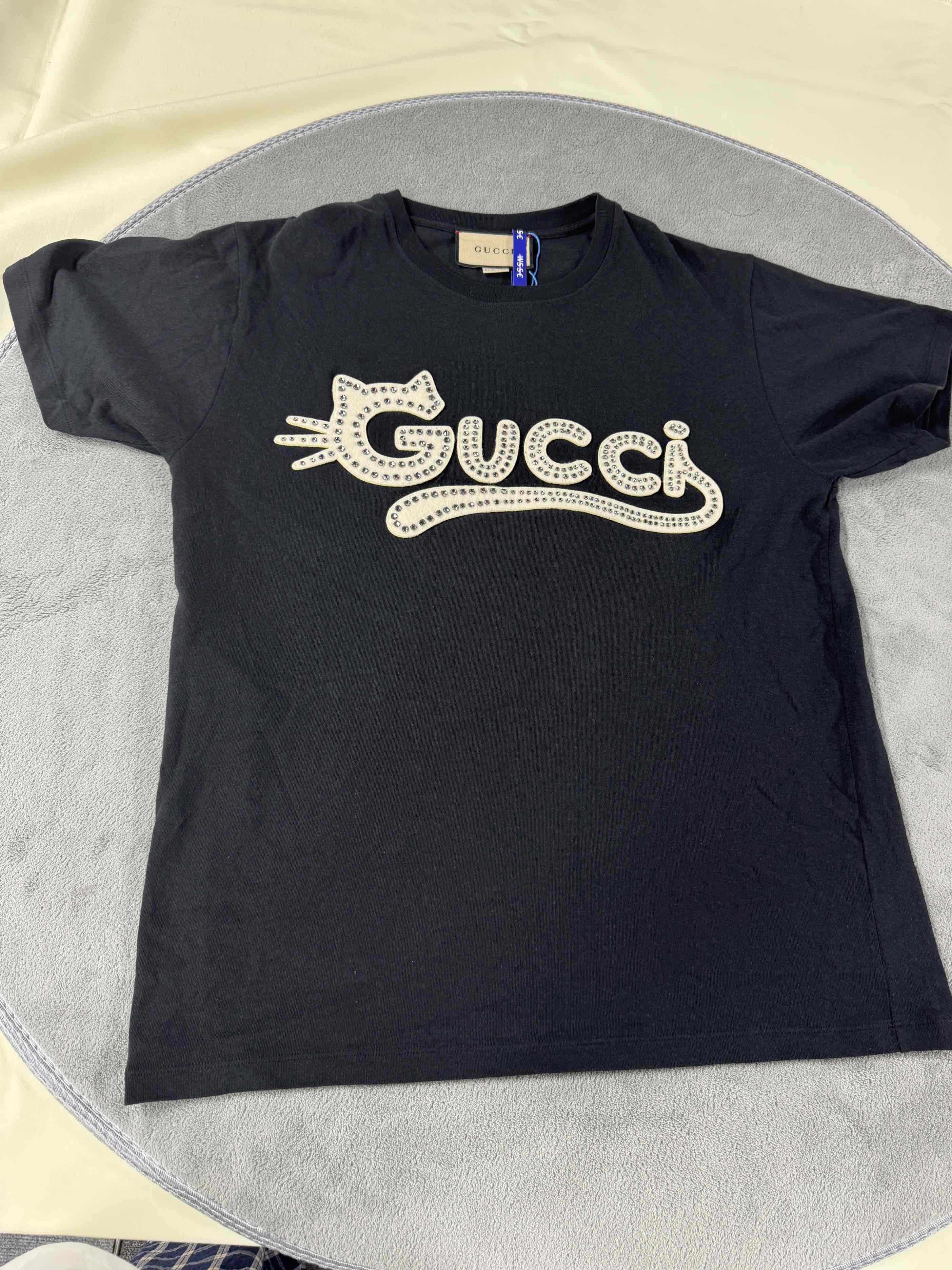 Gucci Gucci Rhinestone Graphic T-Shirt Size S Size S / US 4 / IT 40 - 1 Thumbnail