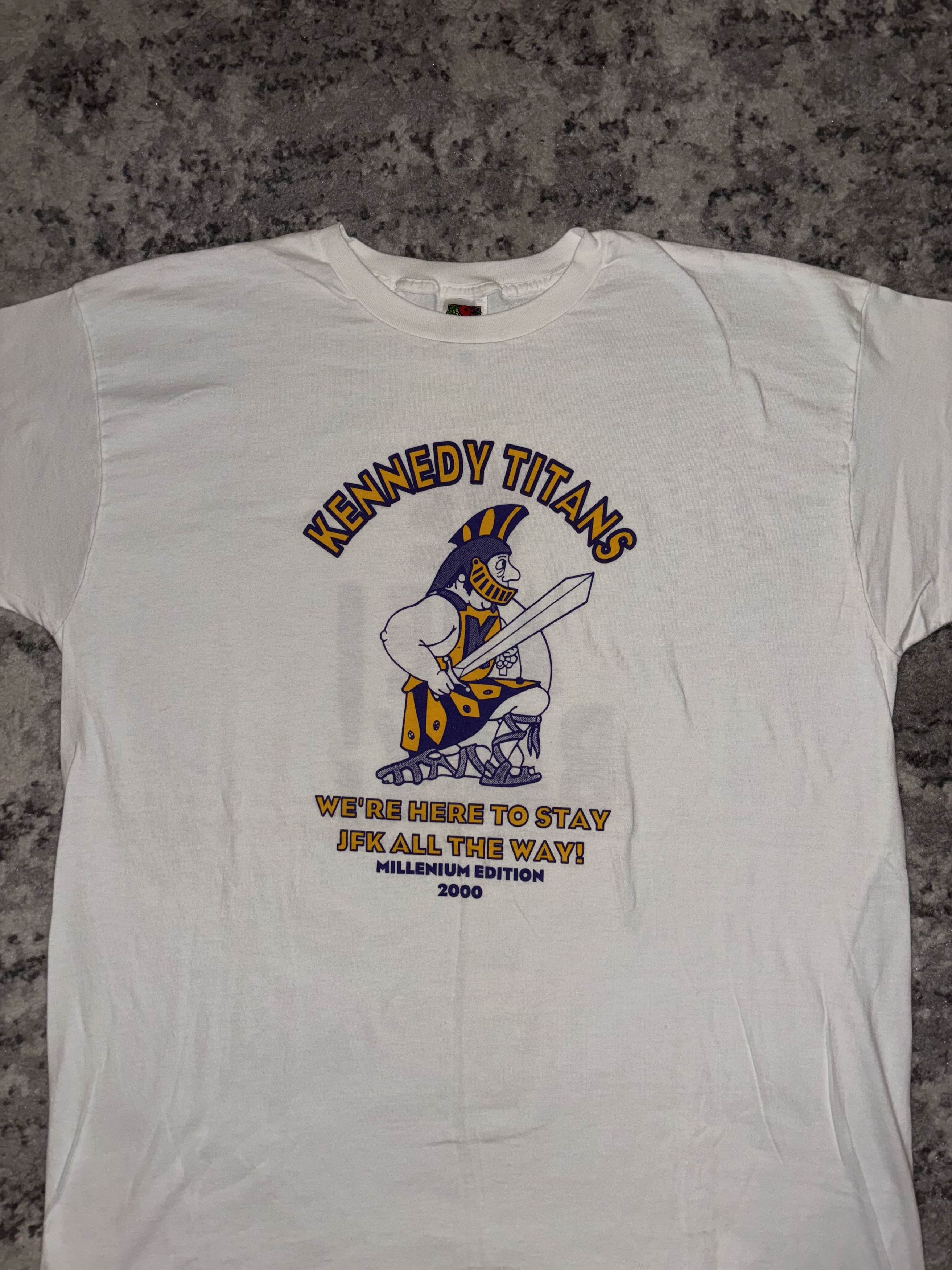 Vintage Vintage 90s / 00s Kennedy Titans "We Are Back!" Shirt Size US XXL / EU 58 / 5 - 4 Thumbnail