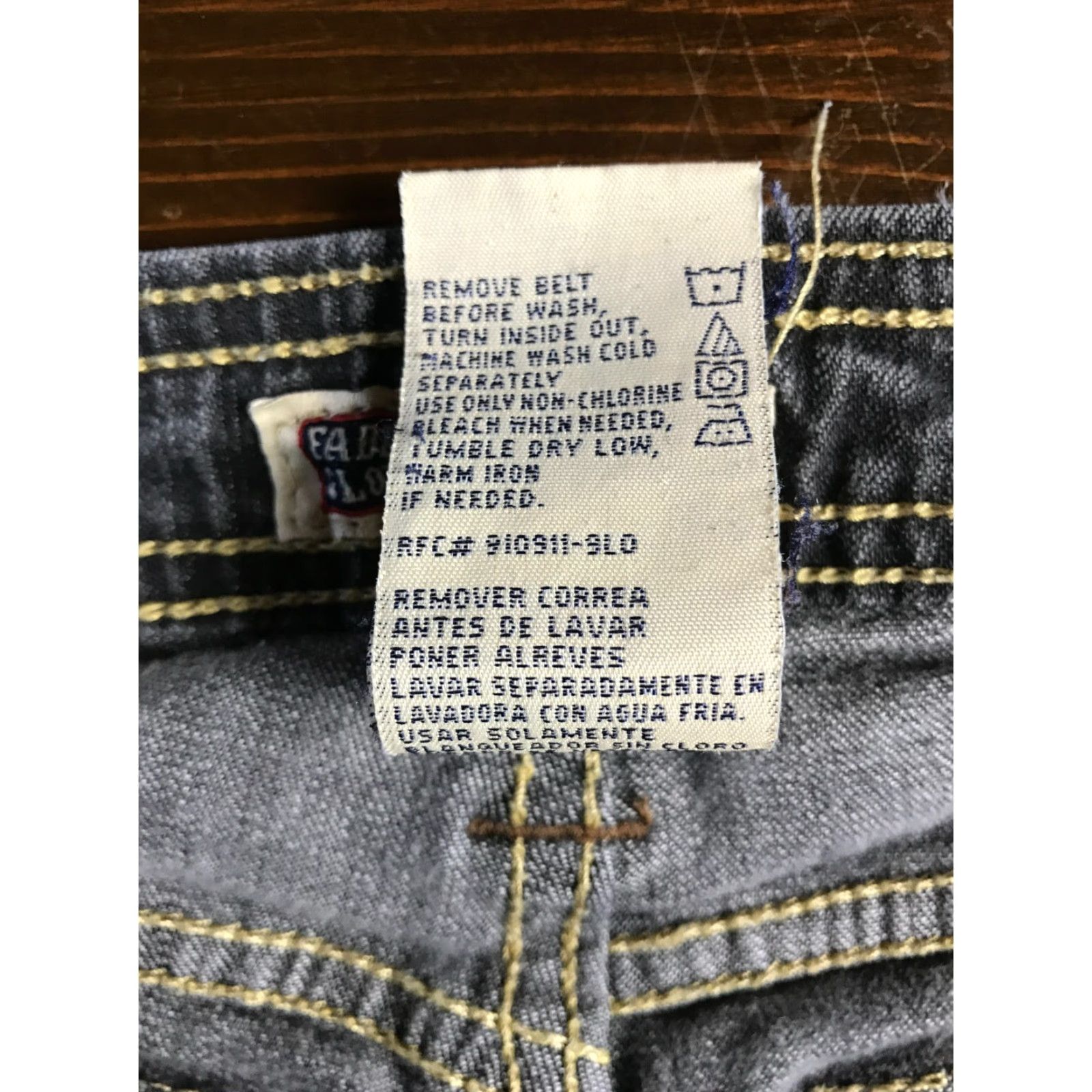 Faded Glory Faded Glory Jeans Women’s 8 Blue Denim Stretch Capri Straight Leg, Regular, Low Rise, Inseam 21 in, Jeans, Women, Capris, Straight, Blue, Vintage: No Size 30" / US 8 / IT 44 - 7 Thumbnail