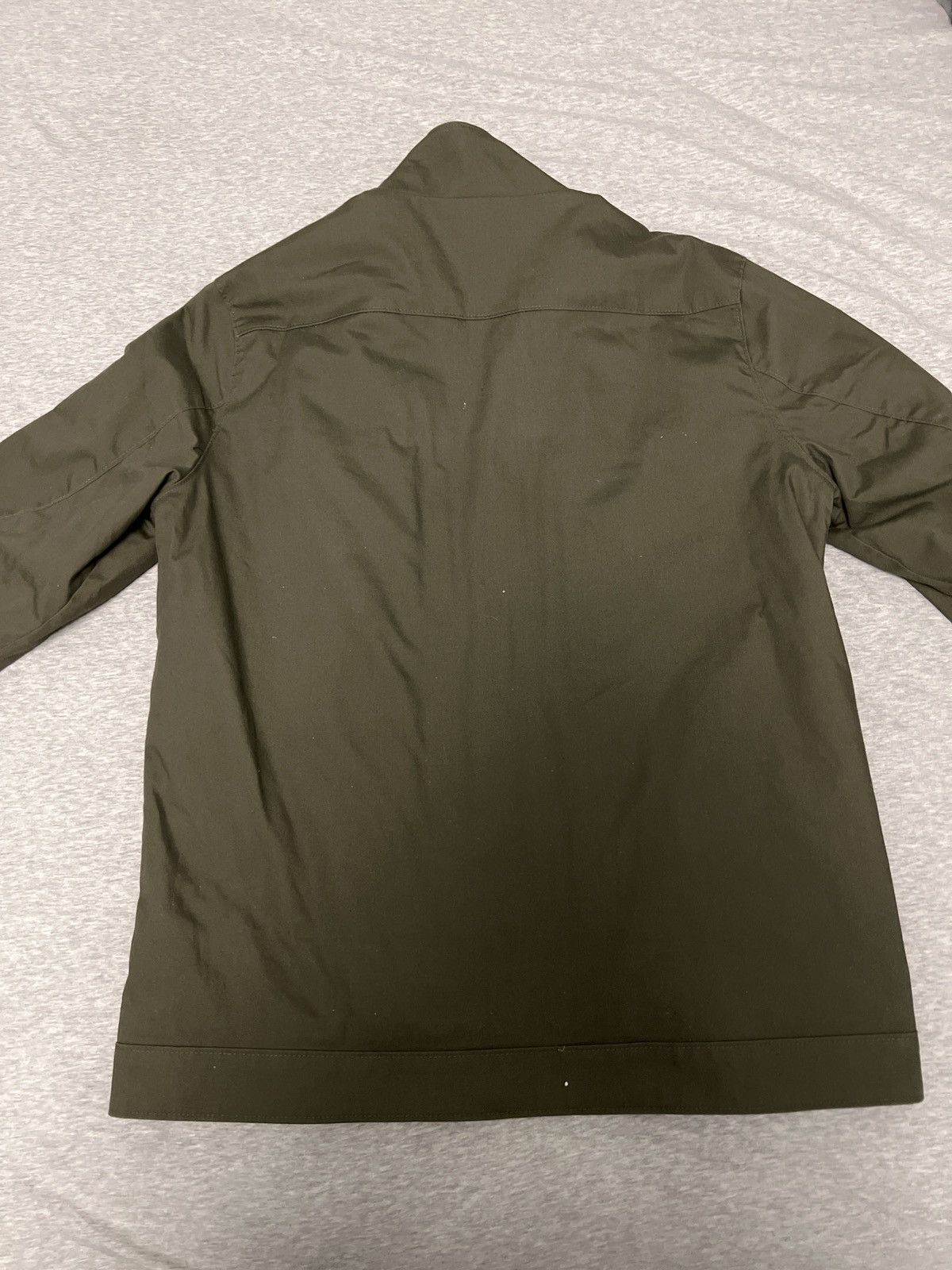 Oakley Vintage Oakley Jacket Streetwear Y2k Style Hype Surf Style Size US L / EU 52-54 / 3 - 4 Thumbnail