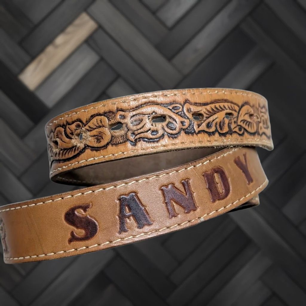 Vintage VINTAGE western belt Belt Women 28 brown Tooled SANDY named buckle Western Belt Size ONE SIZE - 1 Thumbnail