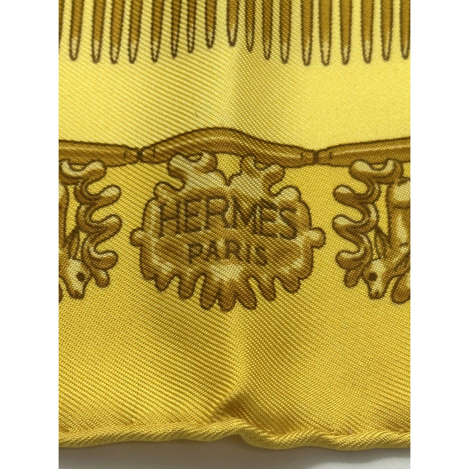 Hermes HERMES LES CAVALIERS D'OR 100% Silk Square 45 (RARE) Size ONE SIZE - 6 Thumbnail