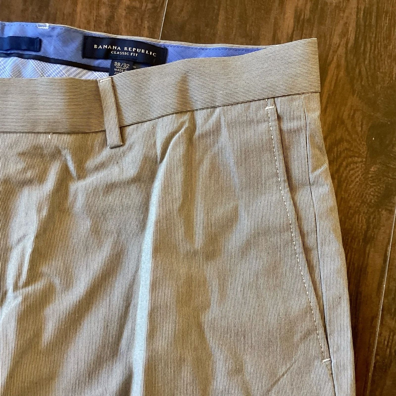Banana Republic Banana Republic Men’s Classic Fit Khakis, 38x32 Size US 38 / EU 54 - 4 Thumbnail