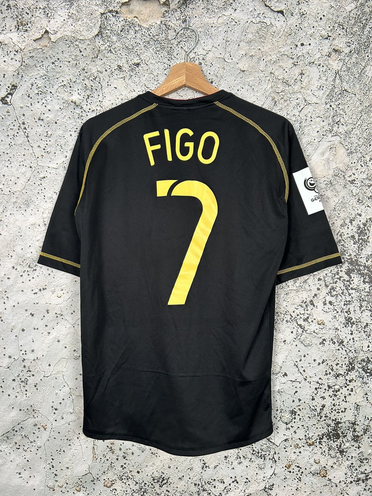 Nike Vintage #7 Figo Portugal World Cup 2006 Soccer Jersey Nike Size US XL / EU 56 / 4 - 1 Thumbnail