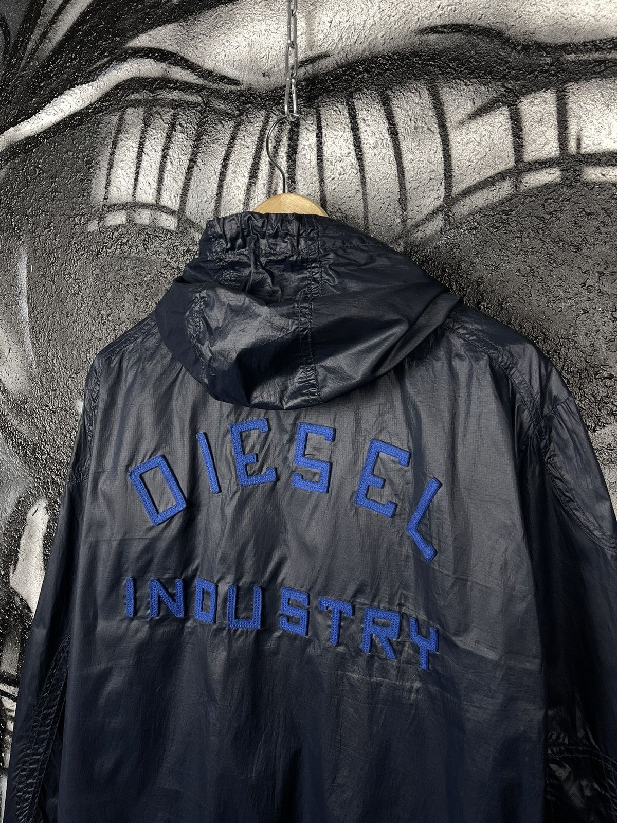 Diesel × Vintage Diesel Industry Lightweight Windbreaker Big Logo Jacket Size US L / EU 52-54 / 3 - 12 Thumbnail