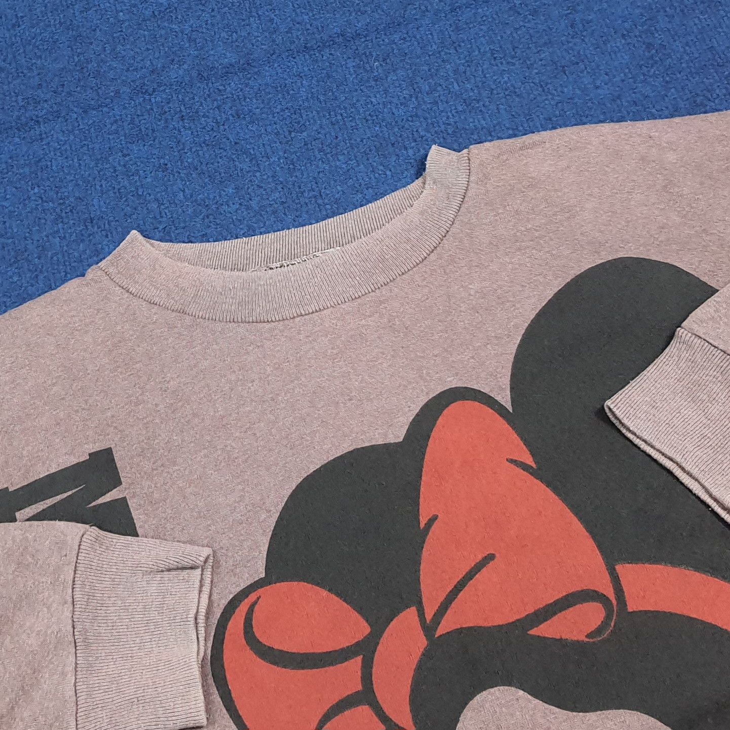 Disney Vintage Disney Minnie House Mirror Print Sweatshirt C283N6 Size US L / EU 52-54 / 3 - 5 Thumbnail