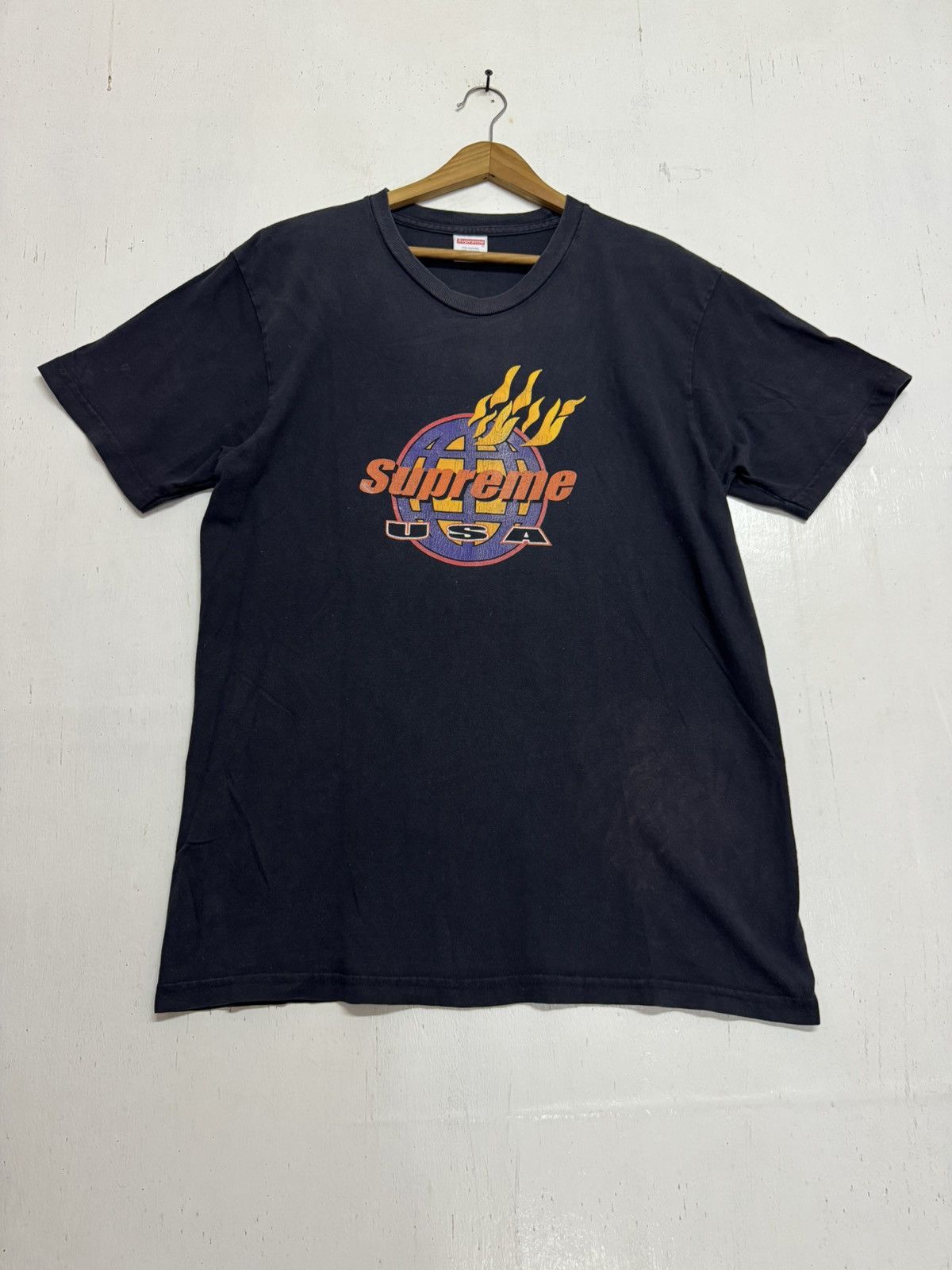 Supreme × Vintage Supreme Fire tee sunfaded Size US M / EU 48-50 / 2 - 1 Thumbnail