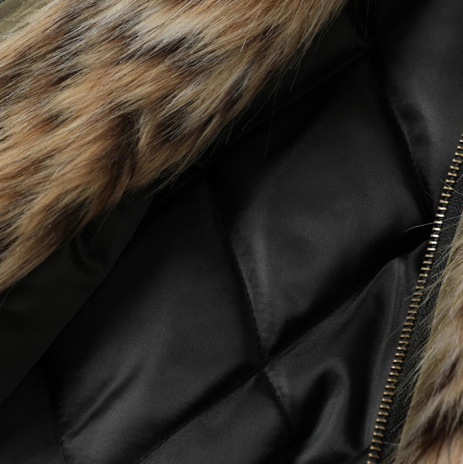 Japanese Brand Black Quilted Bomber Jacket with Faux Fur Trim Size US M / EU 48-50 / 2 - 3 Thumbnail