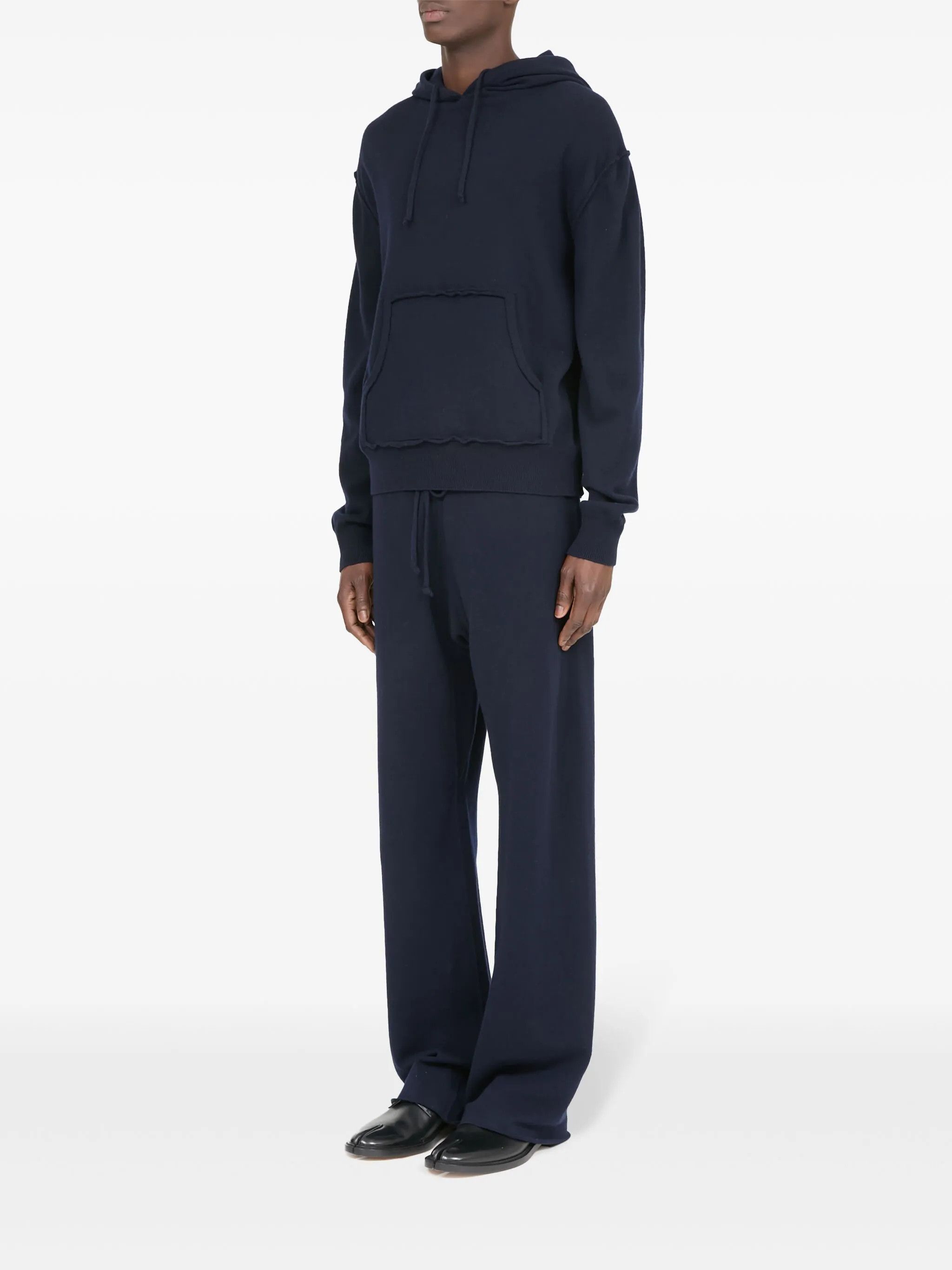 Maison Margiela o1w1db11225 Pouch Pocket Kntited Hoodie in Navy Blue Size US L / EU 52-54 / 3 - 6 Thumbnail