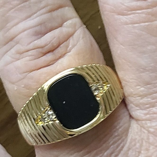 Vintage Vintage Vargas 18KHGE simulated Onyx ring Size ONE SIZE - 2 Thumbnail