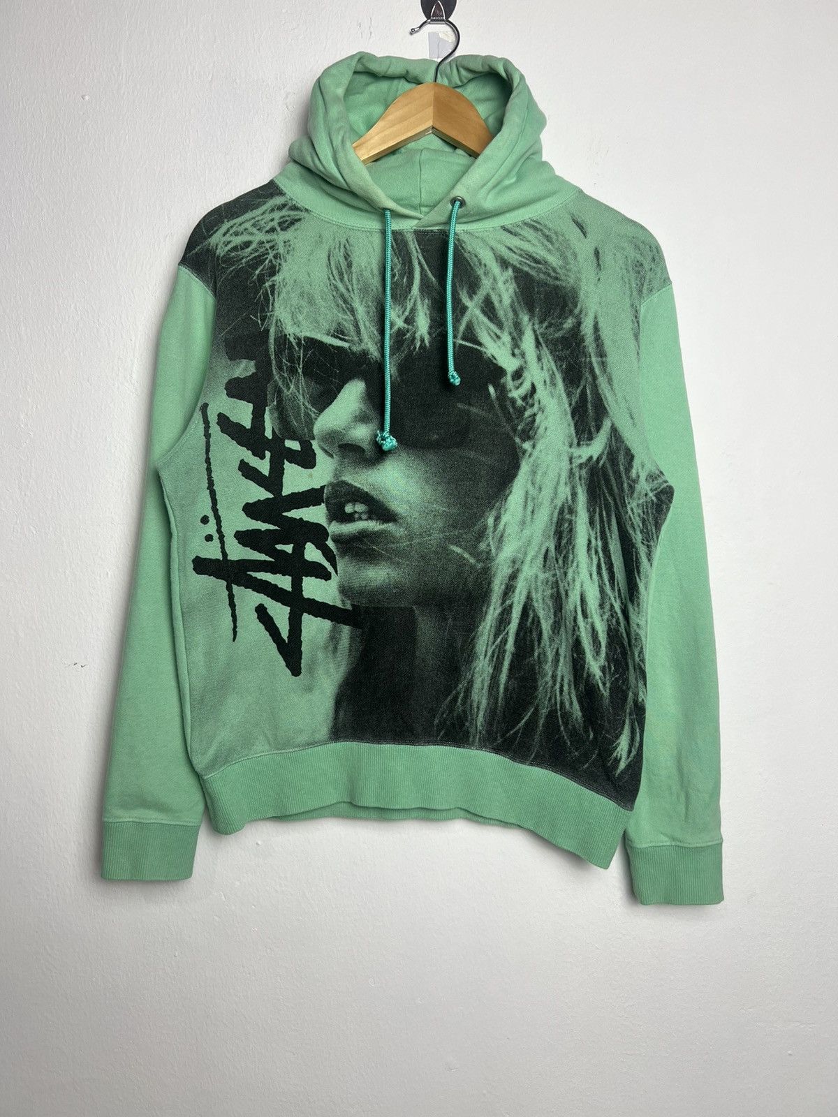 Stussy Vintage Stussy Laura Japan Love Hoodie Size US M / EU 48-50 / 2 - 1 Thumbnail