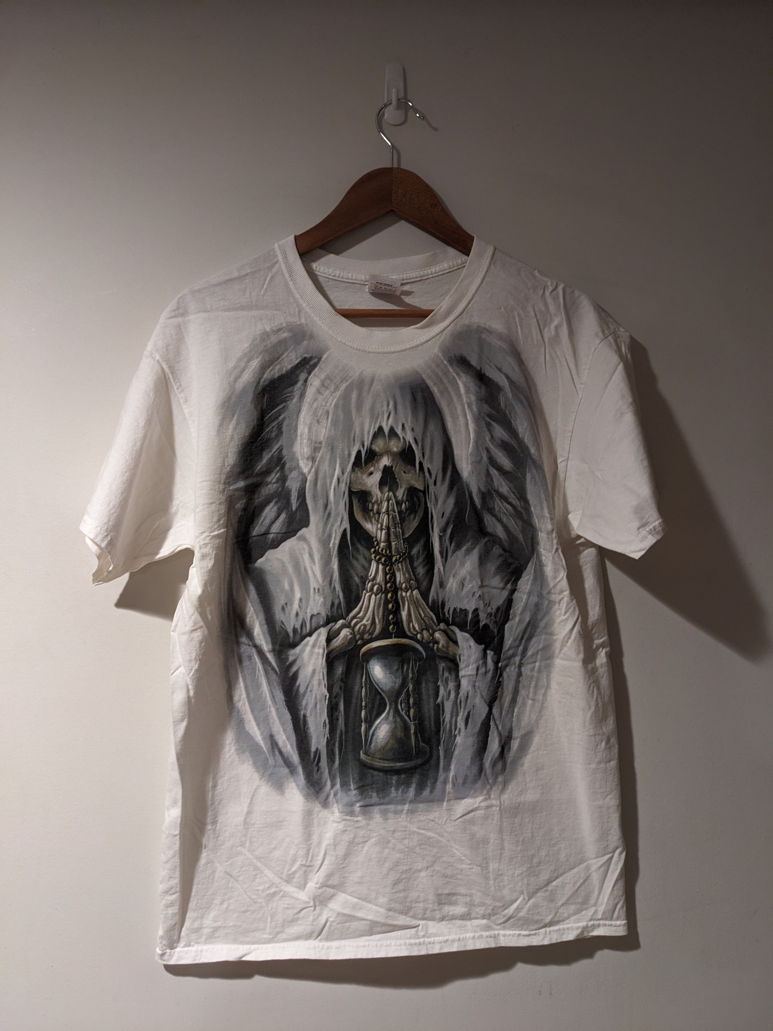 Early 2000’s Skull Grim Reaper T Shirt Ripped Tag but fits high quality like a XXL/XL