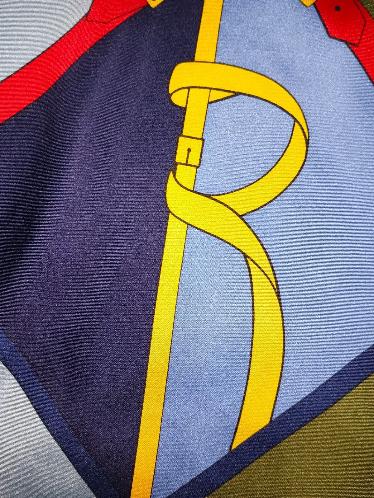Roberta di Camerino ROBERTA Di CAMERINO ITALY Gold Blue Belt Buckle Silk Scarf Size ONE SIZE - 4 Thumbnail