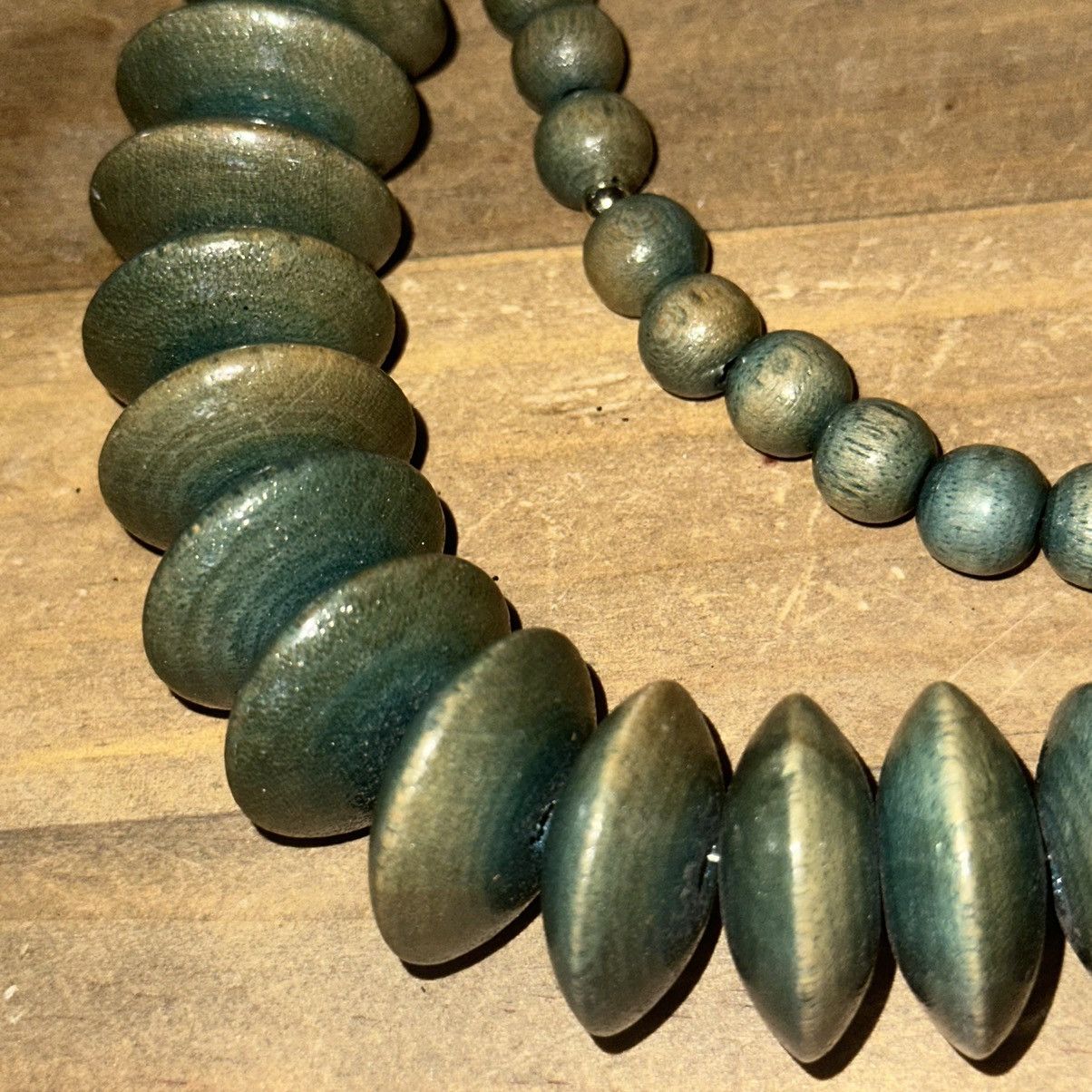 Vintage Vintage chunky wooden bead and zebra head necklace Size ONE SIZE - 3 Thumbnail