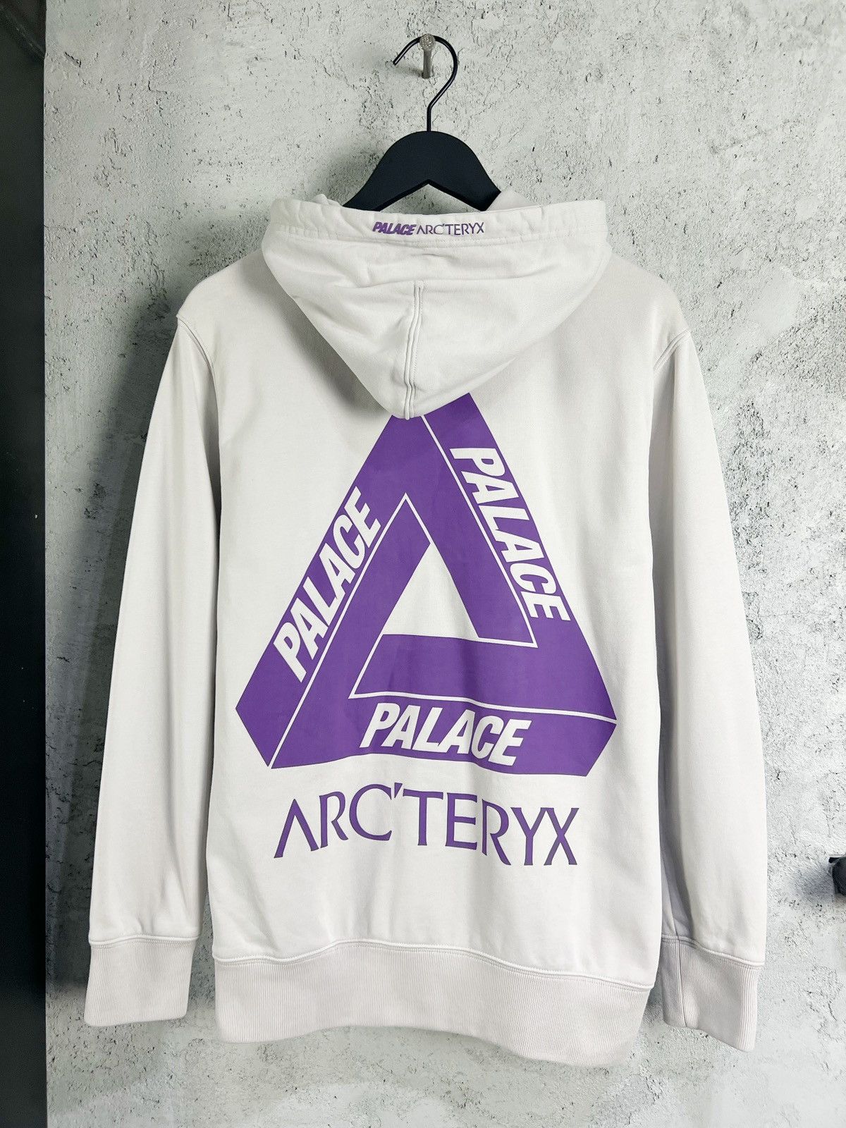 Arc'teryx × Palace ARC'TERYX x Palace Hood S Size US S / EU 44-46 / 1 - 4 Thumbnail