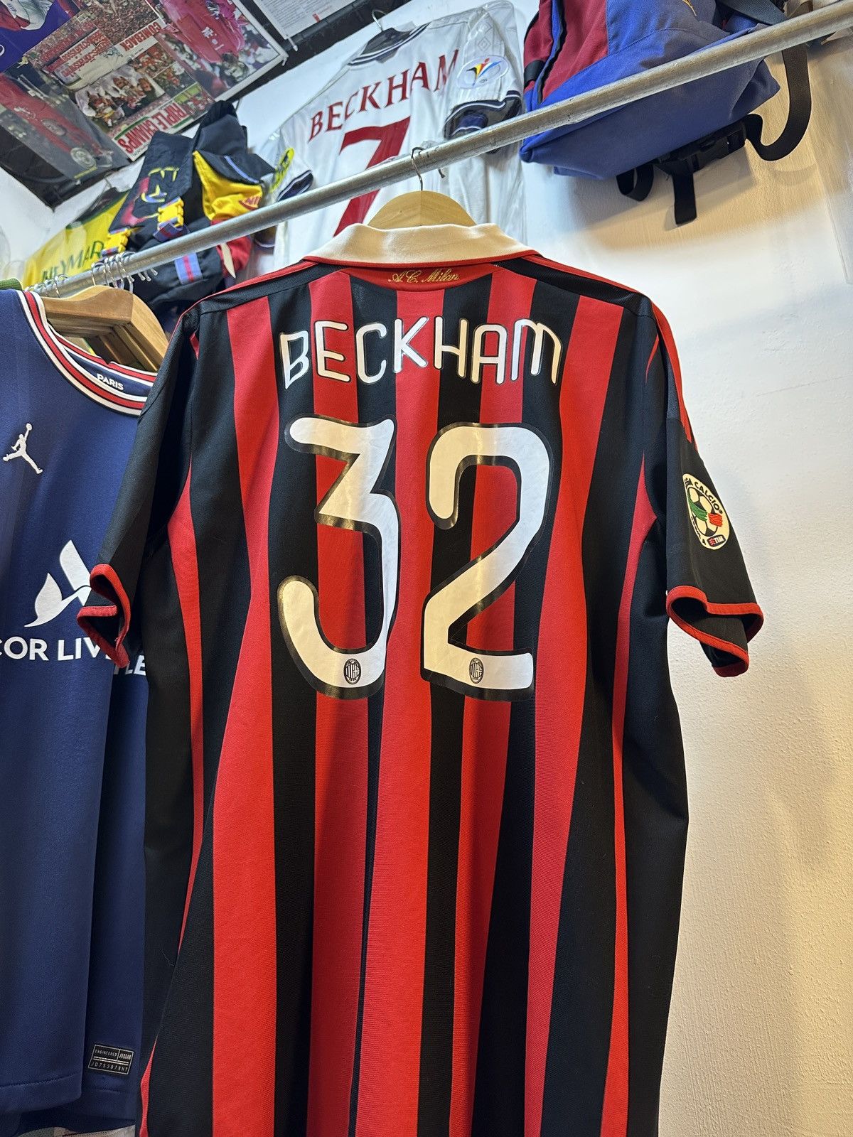 Adidas 2010-2011 AC Milan Home Kit BECKHAM 32 Size US S / EU 44-46 / 1 - 4 Thumbnail