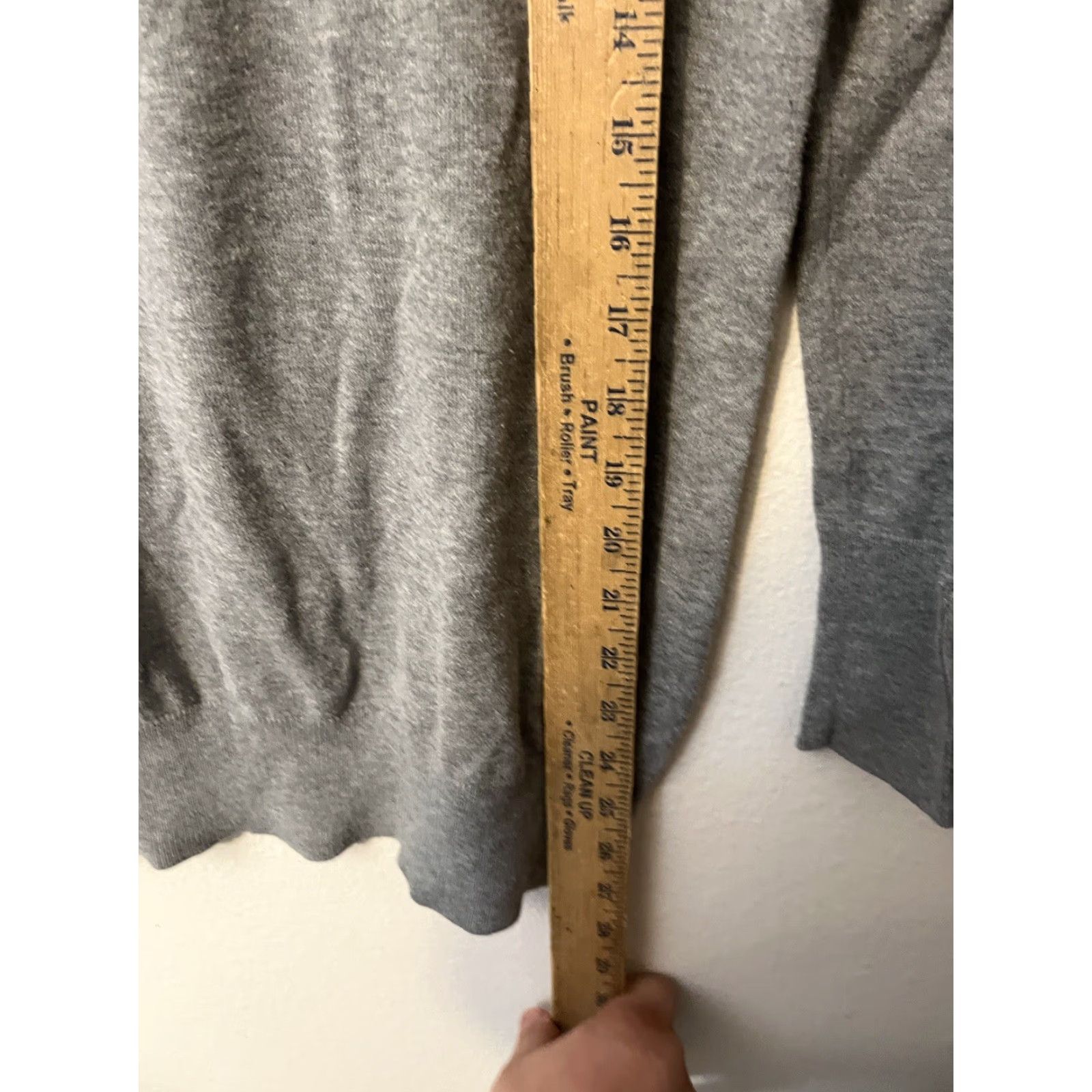 H&M H&M Basic V Neck Pullover Sweater Women's Medium Black Long Sleeve Shirt Size M / US 6-8 / IT 42-44 - 4 Thumbnail