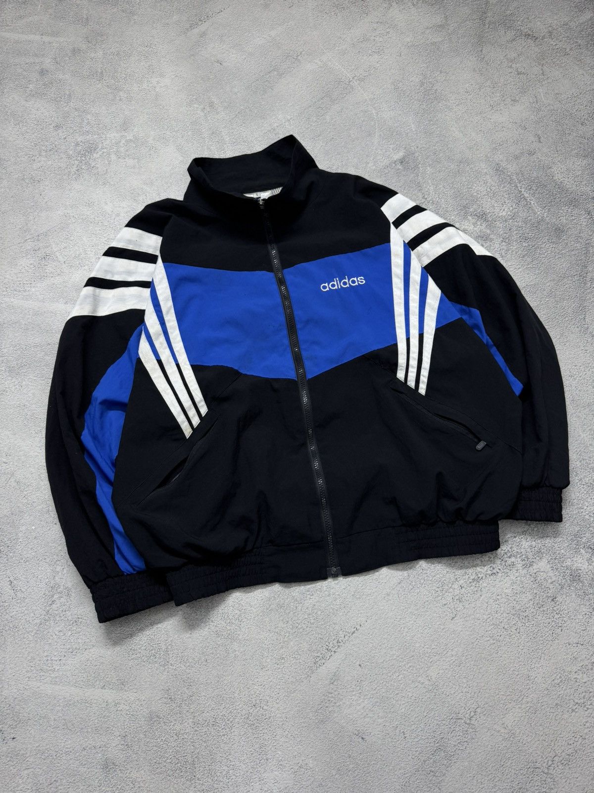 Adidas Vintage Y2k Adidas Nylon Logo Jacket 90’s Size US S / EU 44-46 / 1 - 1 Thumbnail