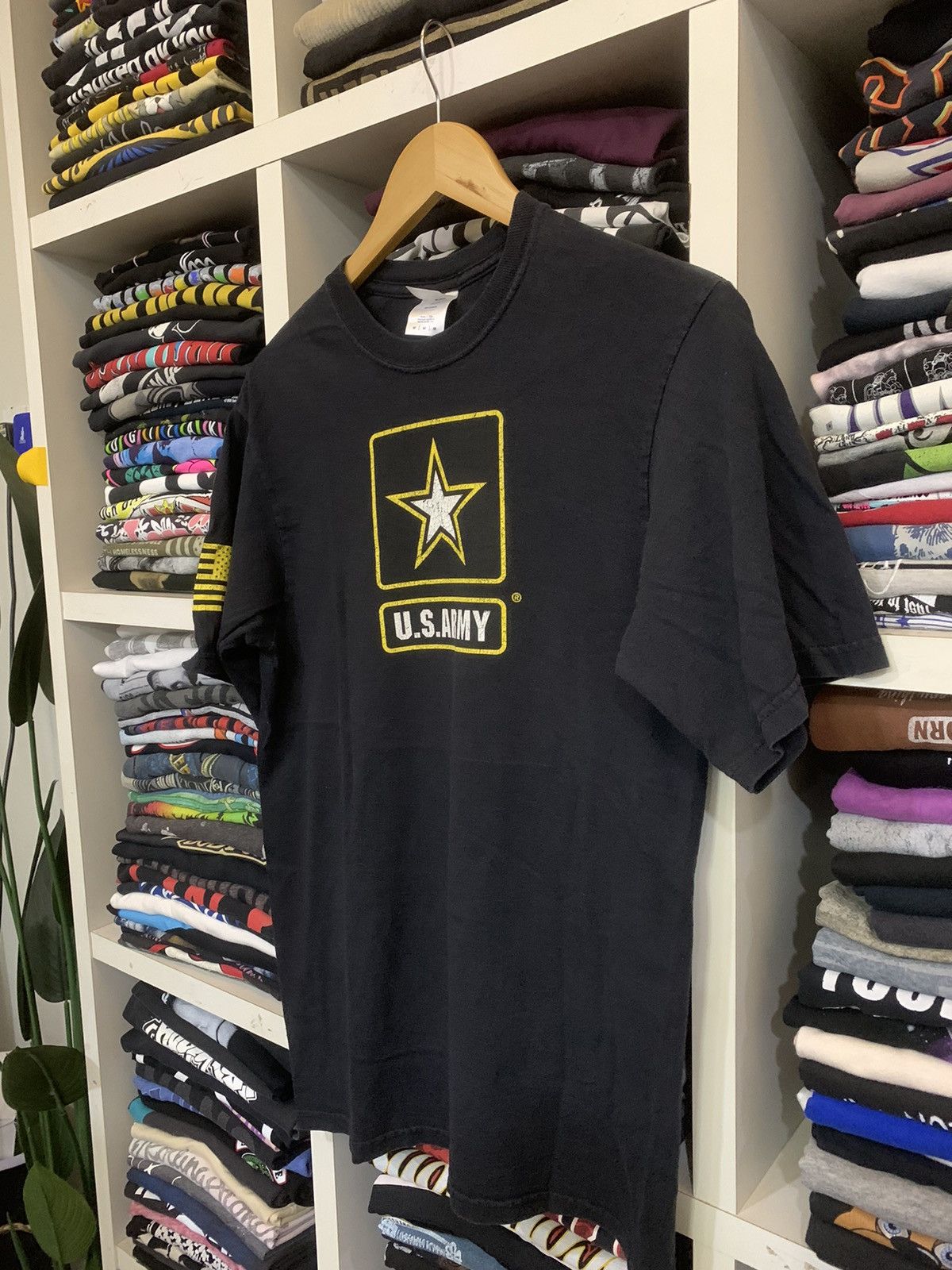 Vintage Vintage U.S Army Tee Size US M / EU 48-50 / 2 - 4 Thumbnail