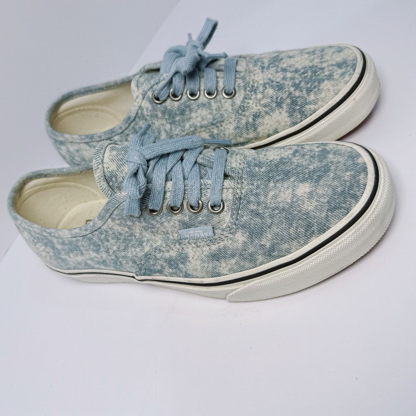 Vans Vans Unisex Winter Sky Shoes | White & Blue Size US 7.5 / EU 40-41 - 4 Thumbnail