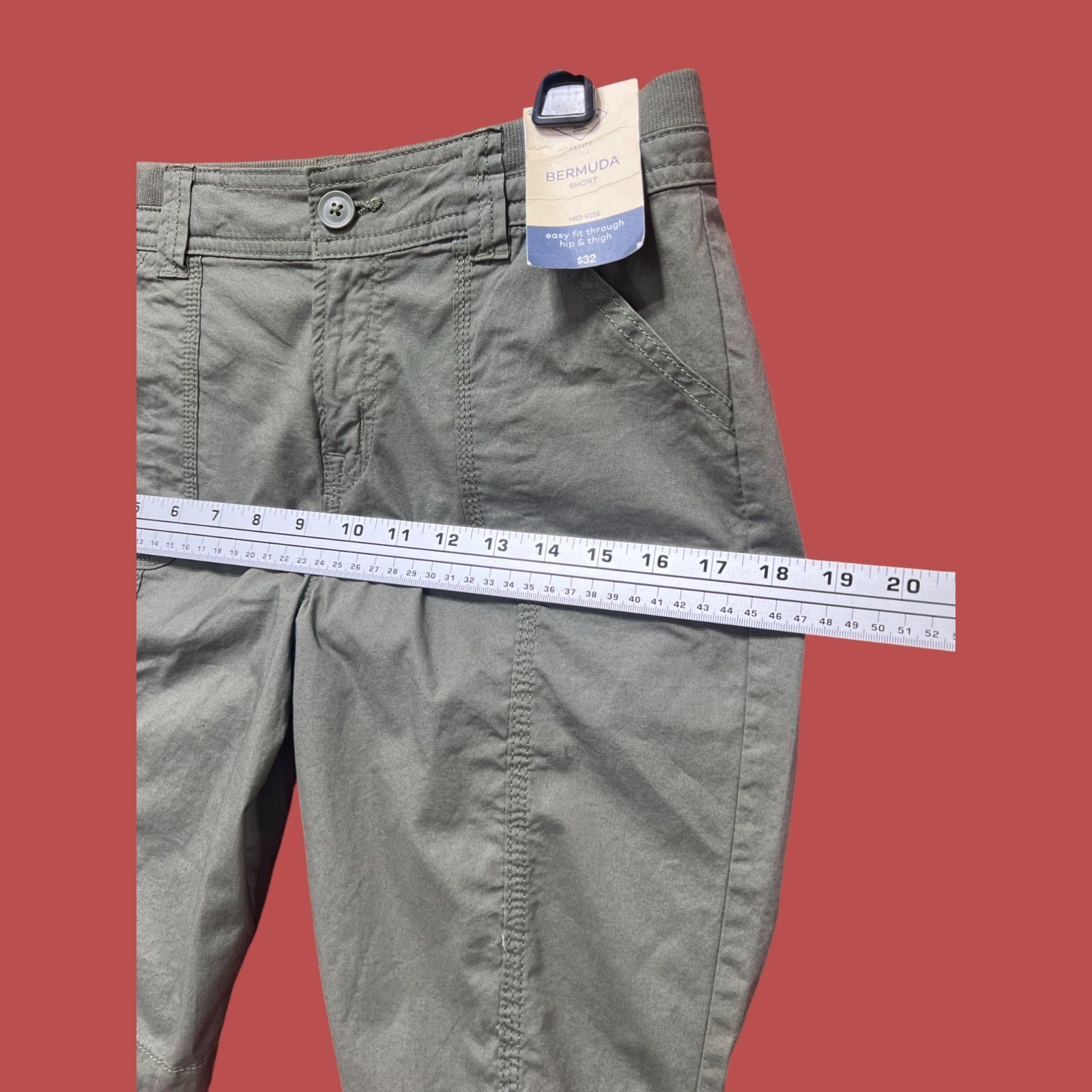 Other ST John's Bay - Women's Mid-Rise Cargo Bermuda Short - Olive Size 26" / US 2 / IT 38 - 6 Thumbnail