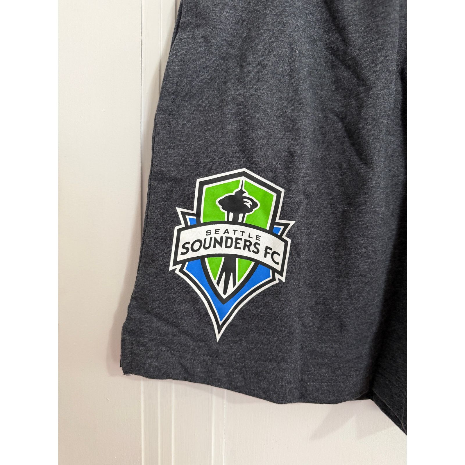 Other NWT Seattle Sounders MLS Soccer Shorts Men's Size Large Size US 32 / EU 48 - 3 Thumbnail