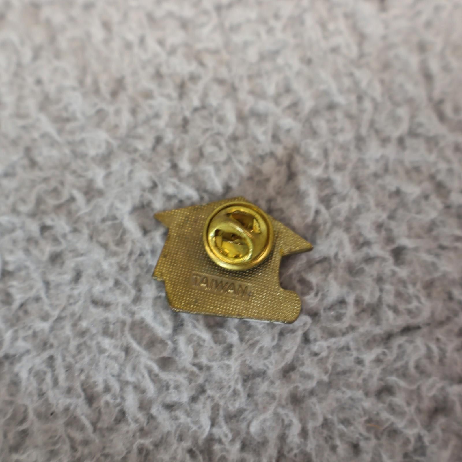 Other Vintage DARE Graduate Pin Button Tassel Size ONE SIZE - 2 Thumbnail