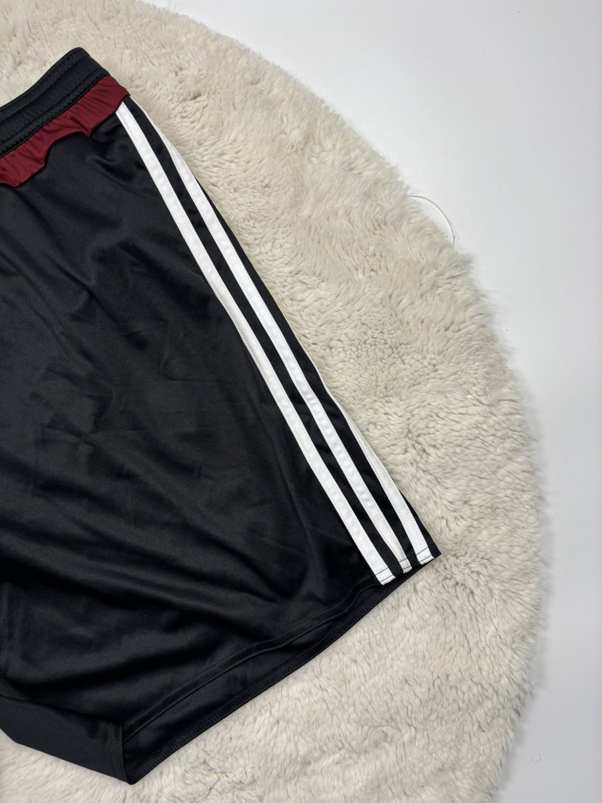 Adidas Adidas FC Nurnberg 15/16 Soccer Shorts Germany Rare Football Size US 36 / EU 52 - 3 Thumbnail