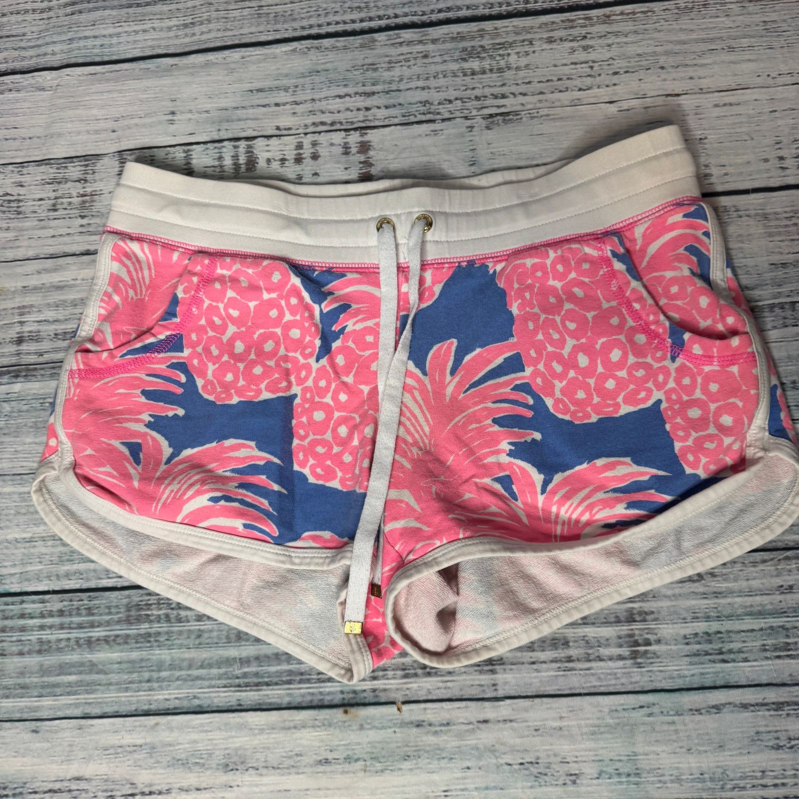 Lilly Pulitzer Lilly Pulitzer Chrissy Shorts Blue Haven Little Flamenco SM Size 27" / US 4 / IT 40 - 1 Thumbnail