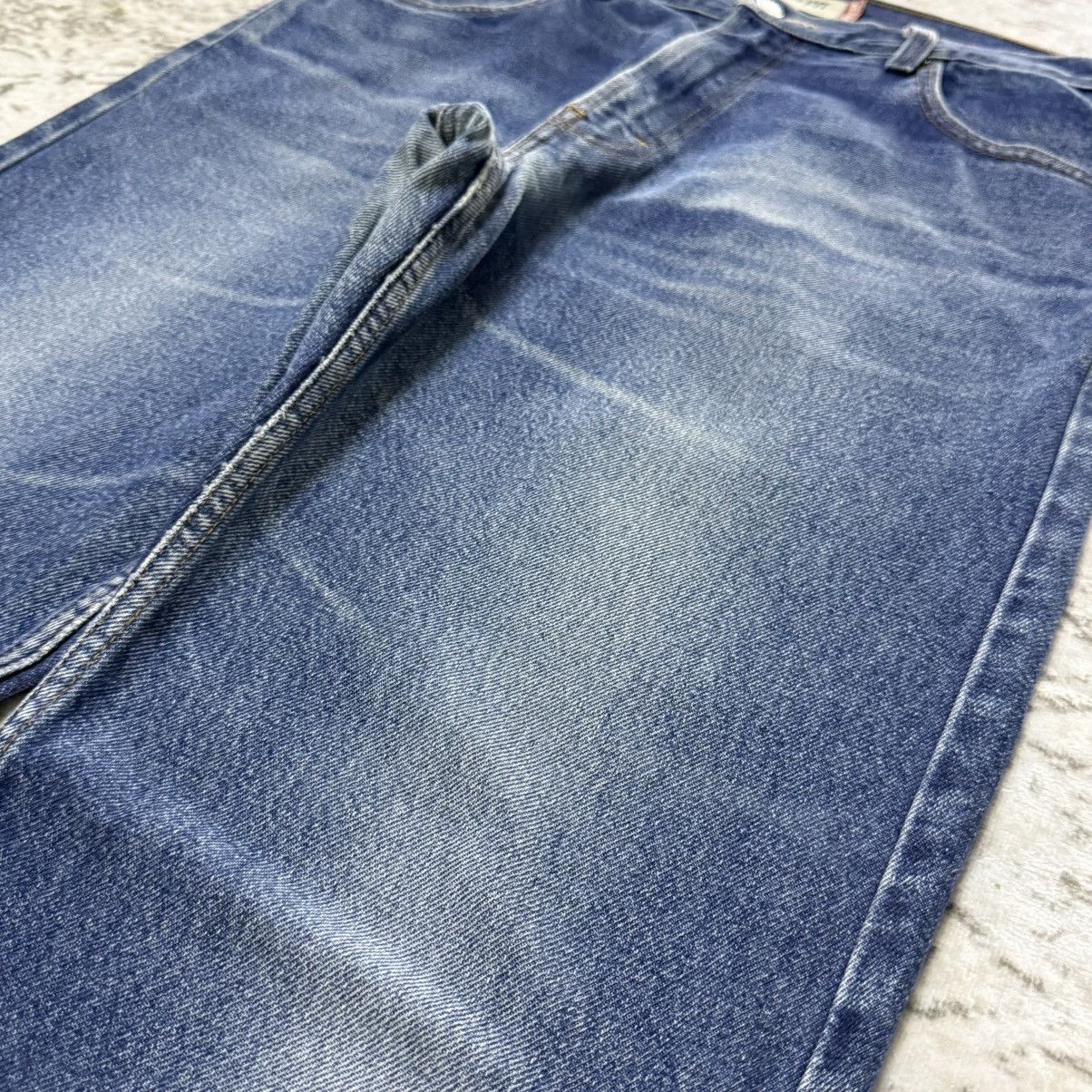 Levi's Vintage Levis 505 Regular Fit Patina Fade Wash Jeans Size US 36 / EU 52 - 8 Thumbnail