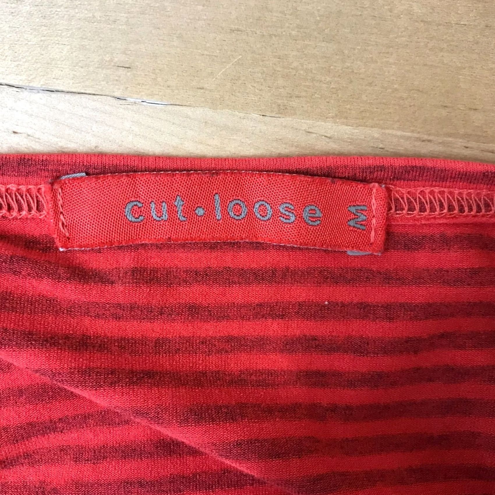 Vintage CUT-LOOSE WOMEN'S M RED LONG SLEEVE ROUND NECK RAYON BLEND TOP Size M / US 6-8 / IT 42-44 - 7 Thumbnail