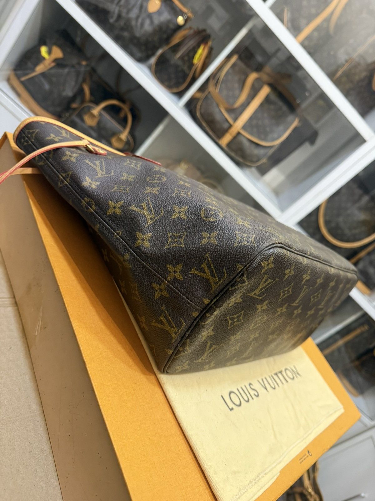 Louis Vuitton Neverfull Mm - 2131 Size ONE SIZE - 13 Thumbnail