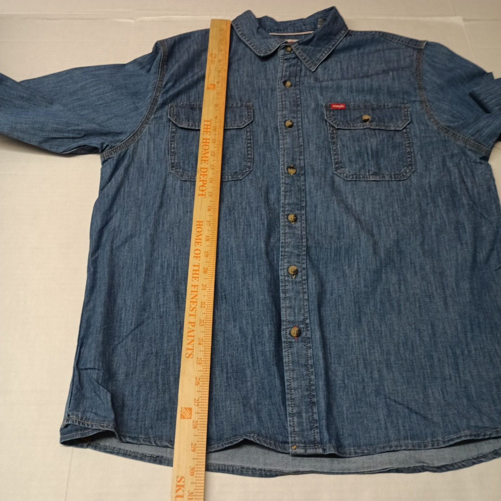 Wrangler Wrangler Big Men's Relaxed Fit Woven Shirt Size L Blue Size US L / EU 52-54 / 3 - 7 Thumbnail
